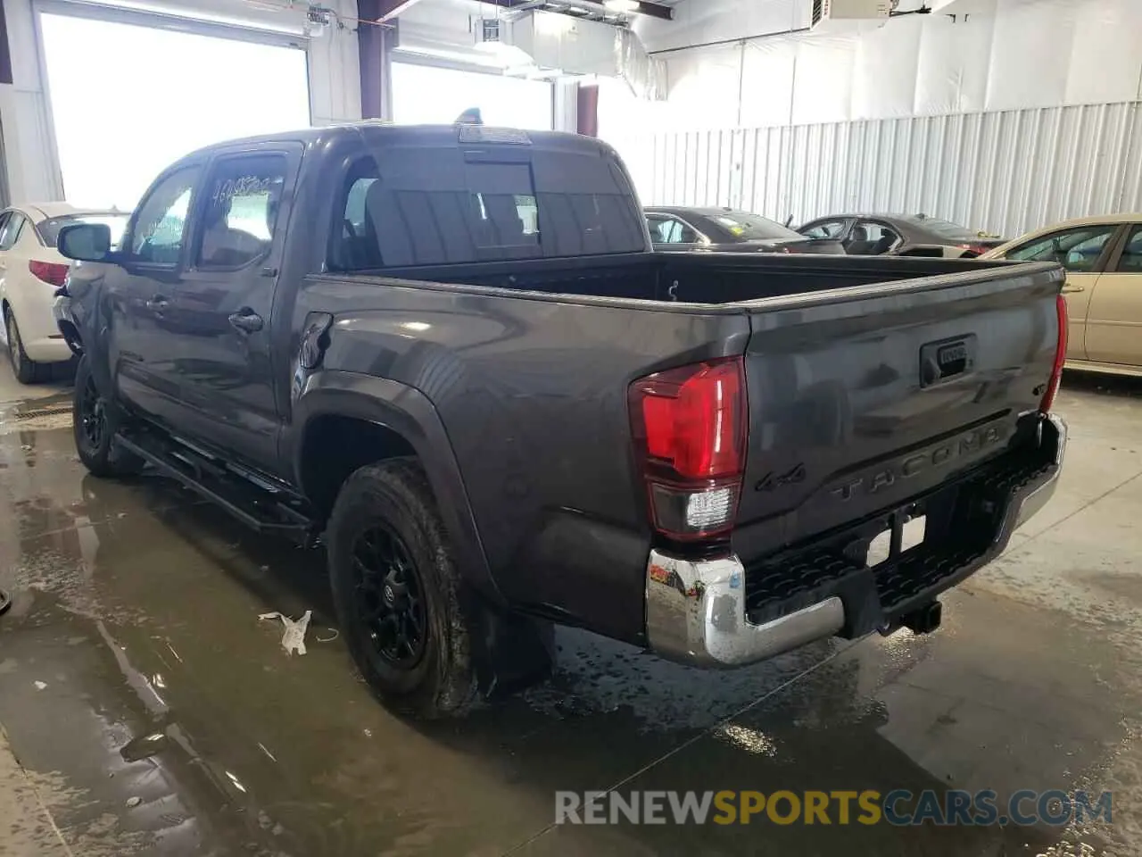3 fotografías del automóvil dañado 3TMCZ5AN6LM291549 TOYOTA TACOMA 2020