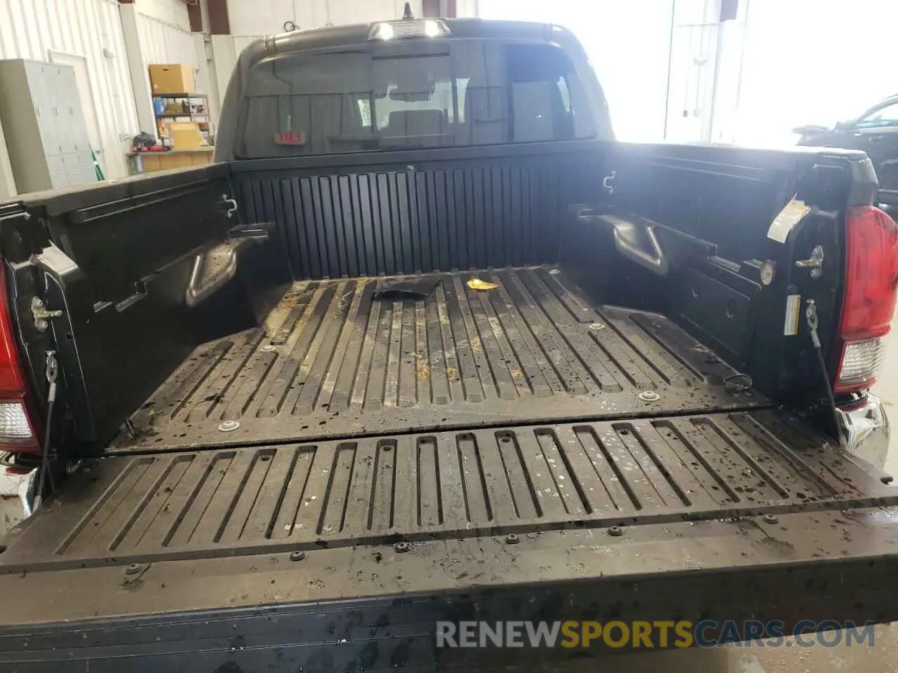 9 fotografías del automóvil dañado 3TMCZ5AN6LM291549 TOYOTA TACOMA 2020