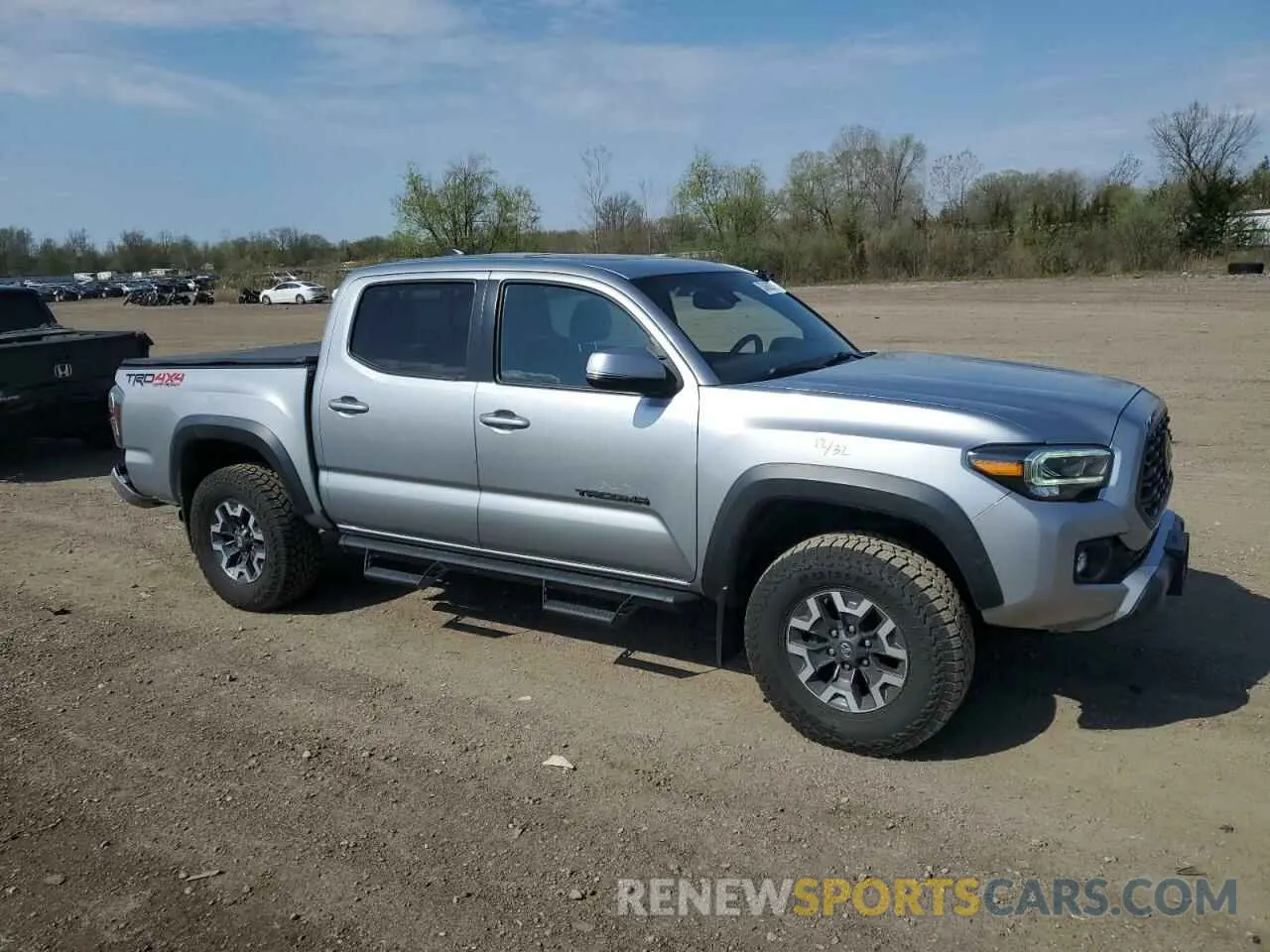 4 fotografías del automóvil dañado 3TMCZ5AN6LM293818 TOYOTA TACOMA 2020