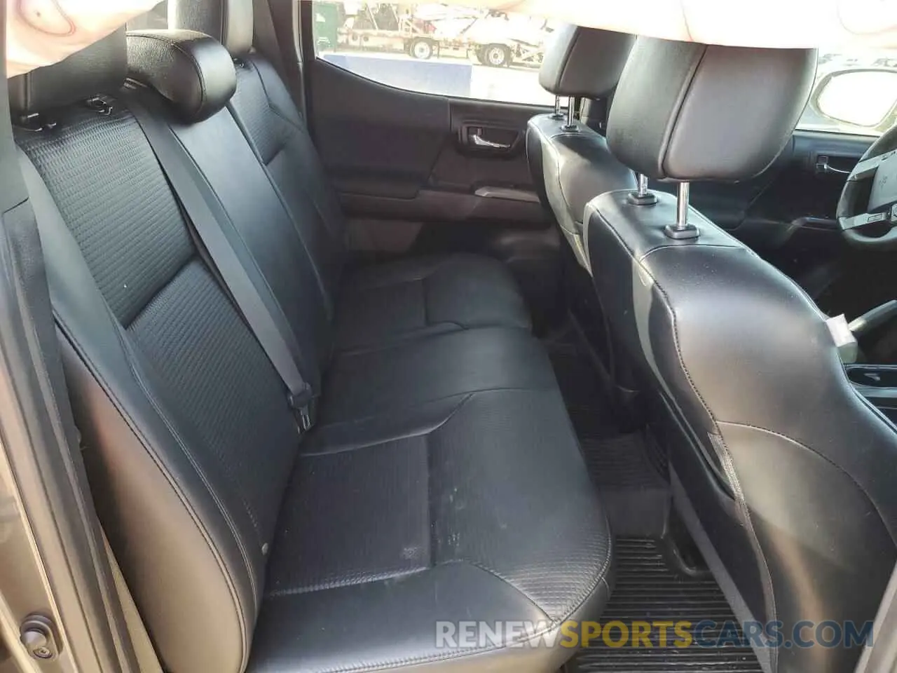10 fotografías del automóvil dañado 3TMCZ5AN6LM302906 TOYOTA TACOMA 2020