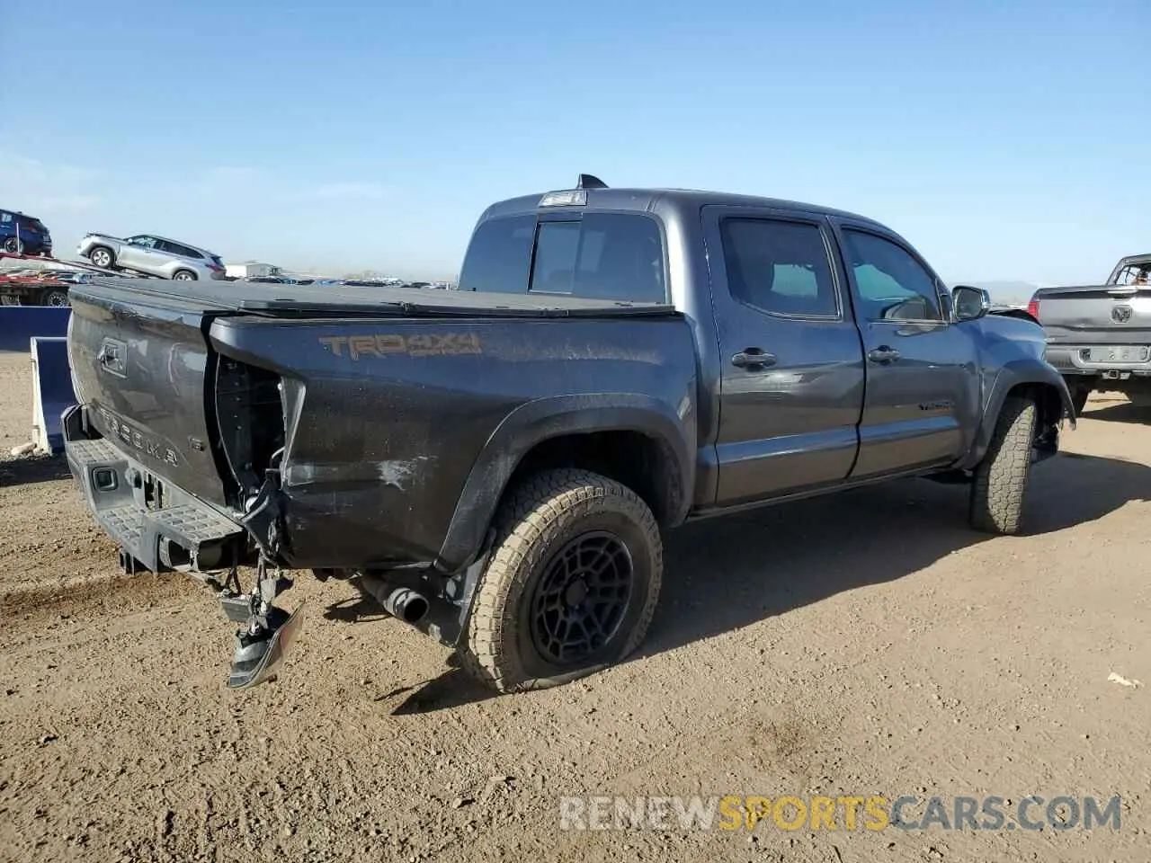 3 fotografías del automóvil dañado 3TMCZ5AN6LM302906 TOYOTA TACOMA 2020