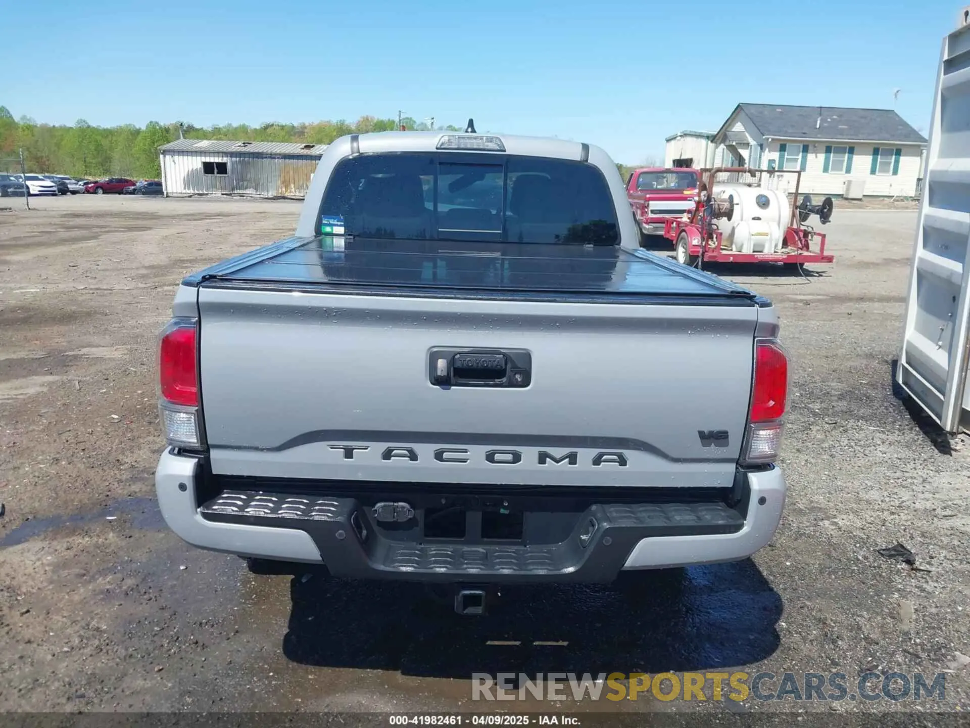 16 fotografías del automóvil dañado 3TMCZ5AN6LM330074 TOYOTA TACOMA 2020
