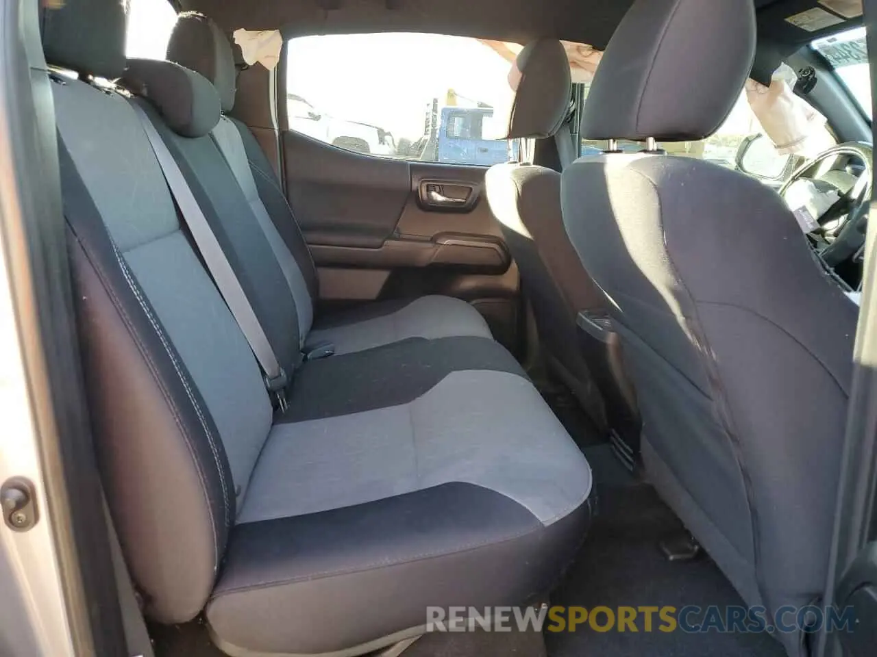 10 fotografías del automóvil dañado 3TMCZ5AN6LM336439 TOYOTA TACOMA 2020