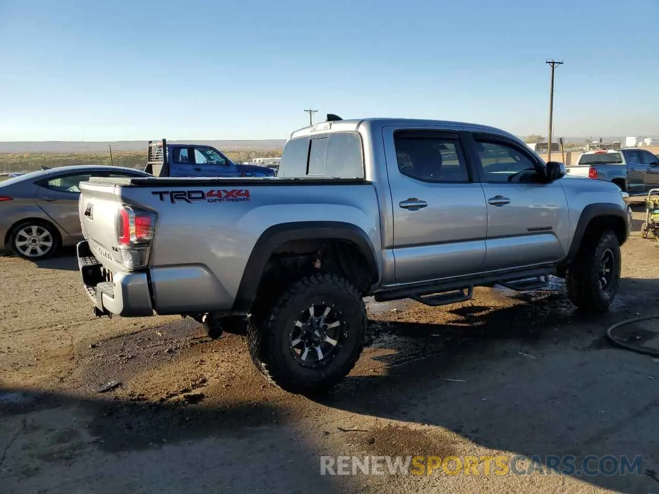 3 fotografías del automóvil dañado 3TMCZ5AN6LM336439 TOYOTA TACOMA 2020