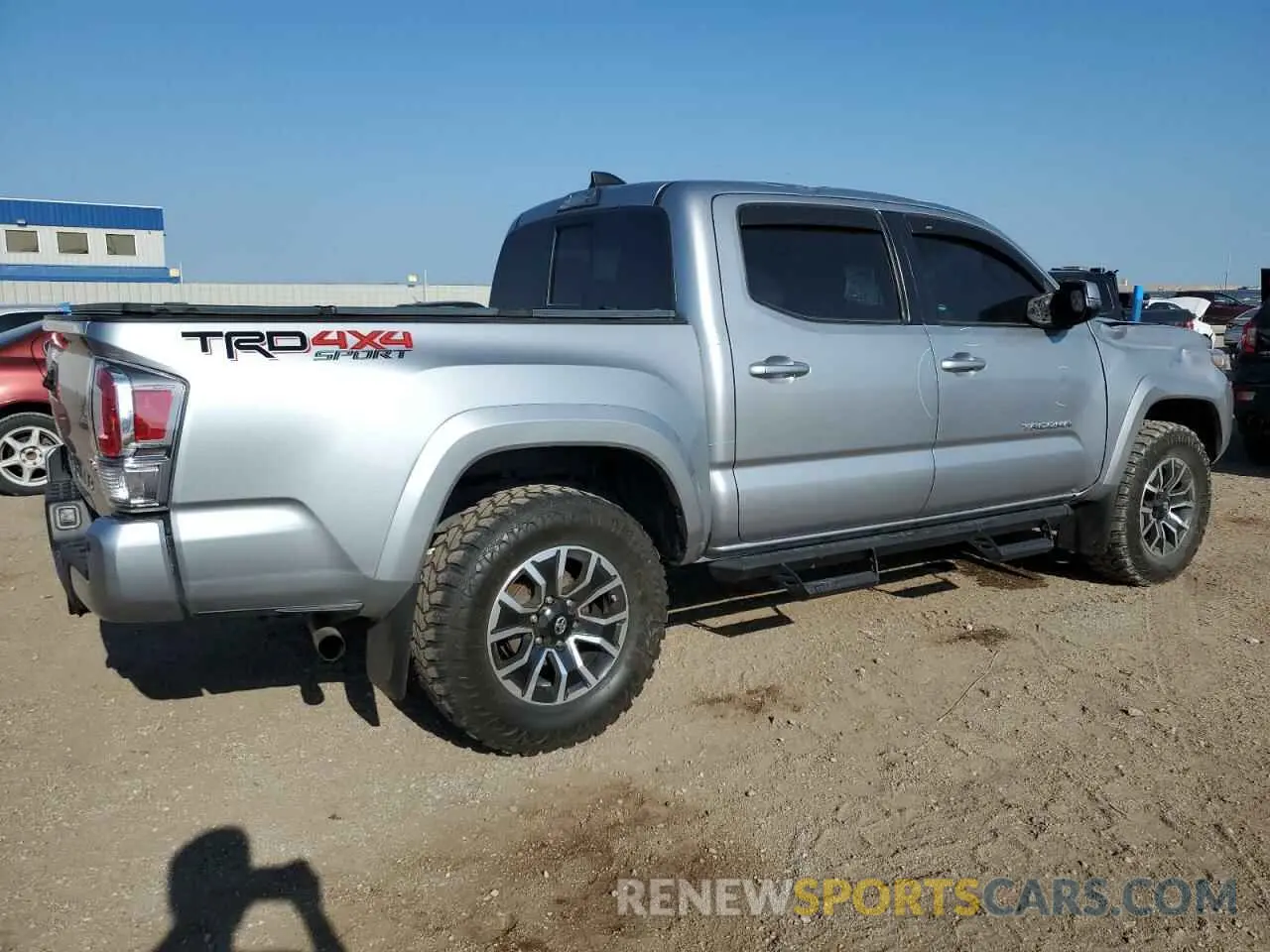 3 fotografías del automóvil dañado 3TMCZ5AN6LM338076 TOYOTA TACOMA 2020