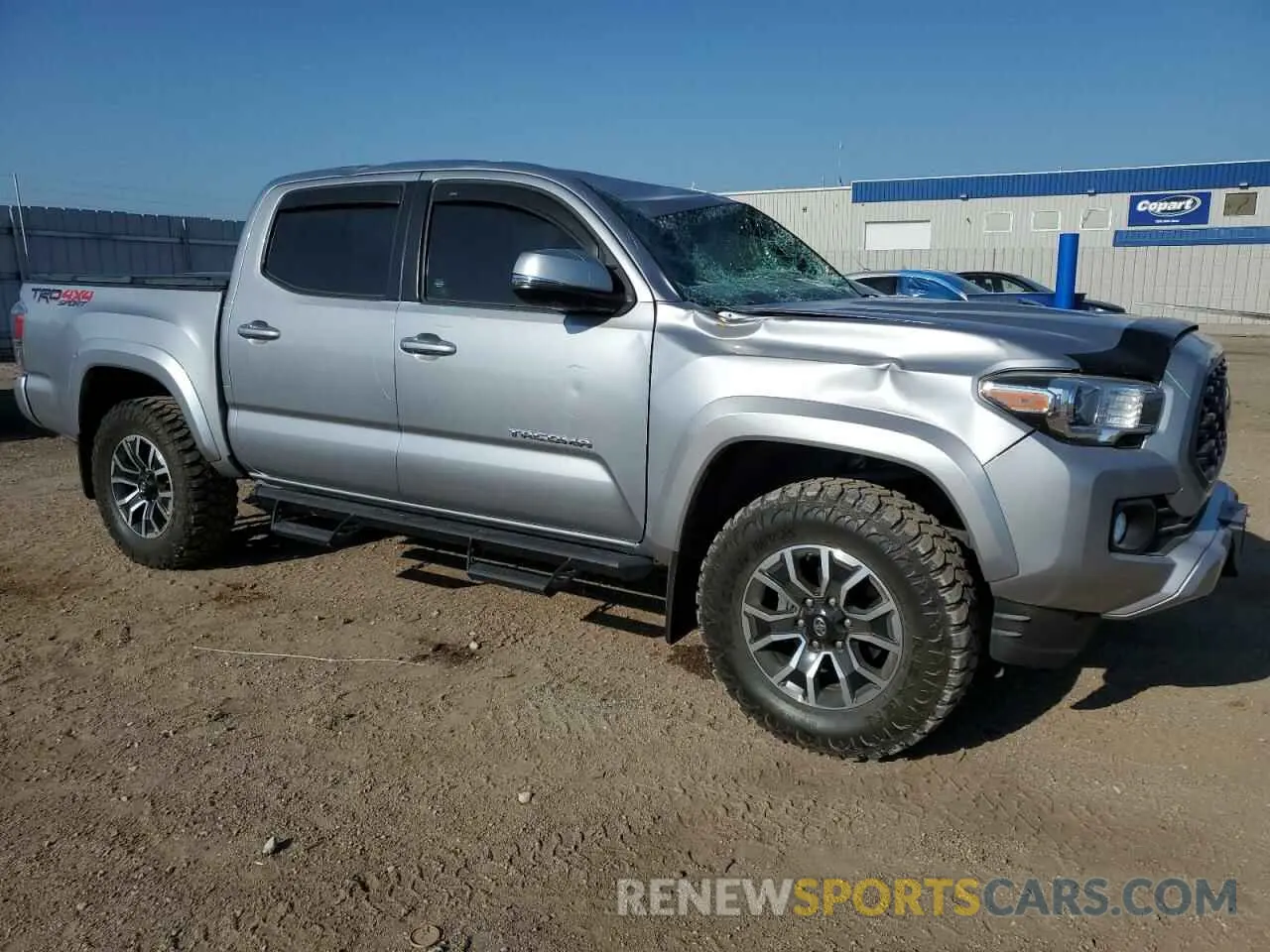 4 fotografías del automóvil dañado 3TMCZ5AN6LM338076 TOYOTA TACOMA 2020