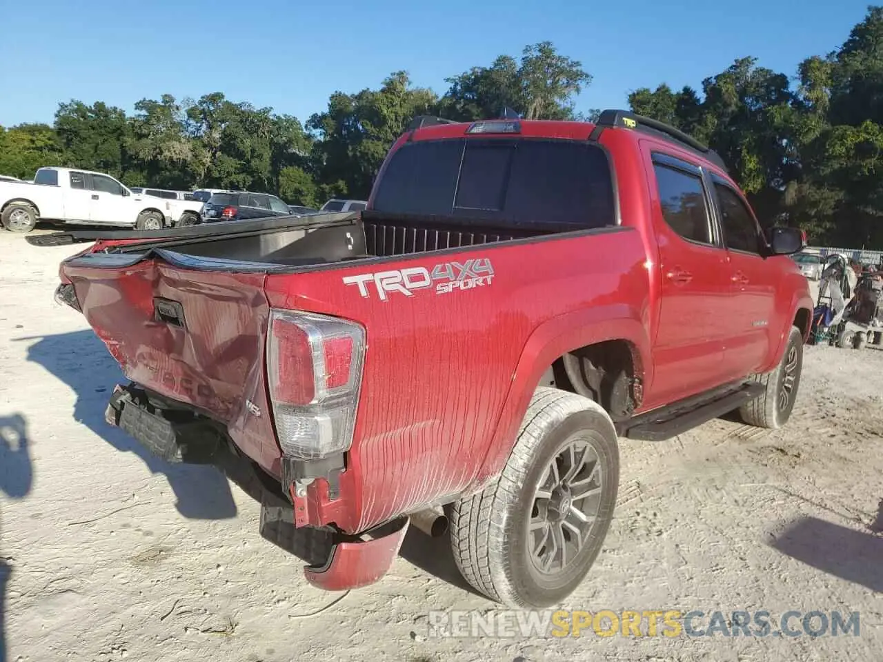 4 fotografías del automóvil dañado 3TMCZ5AN6LM346954 TOYOTA TACOMA 2020
