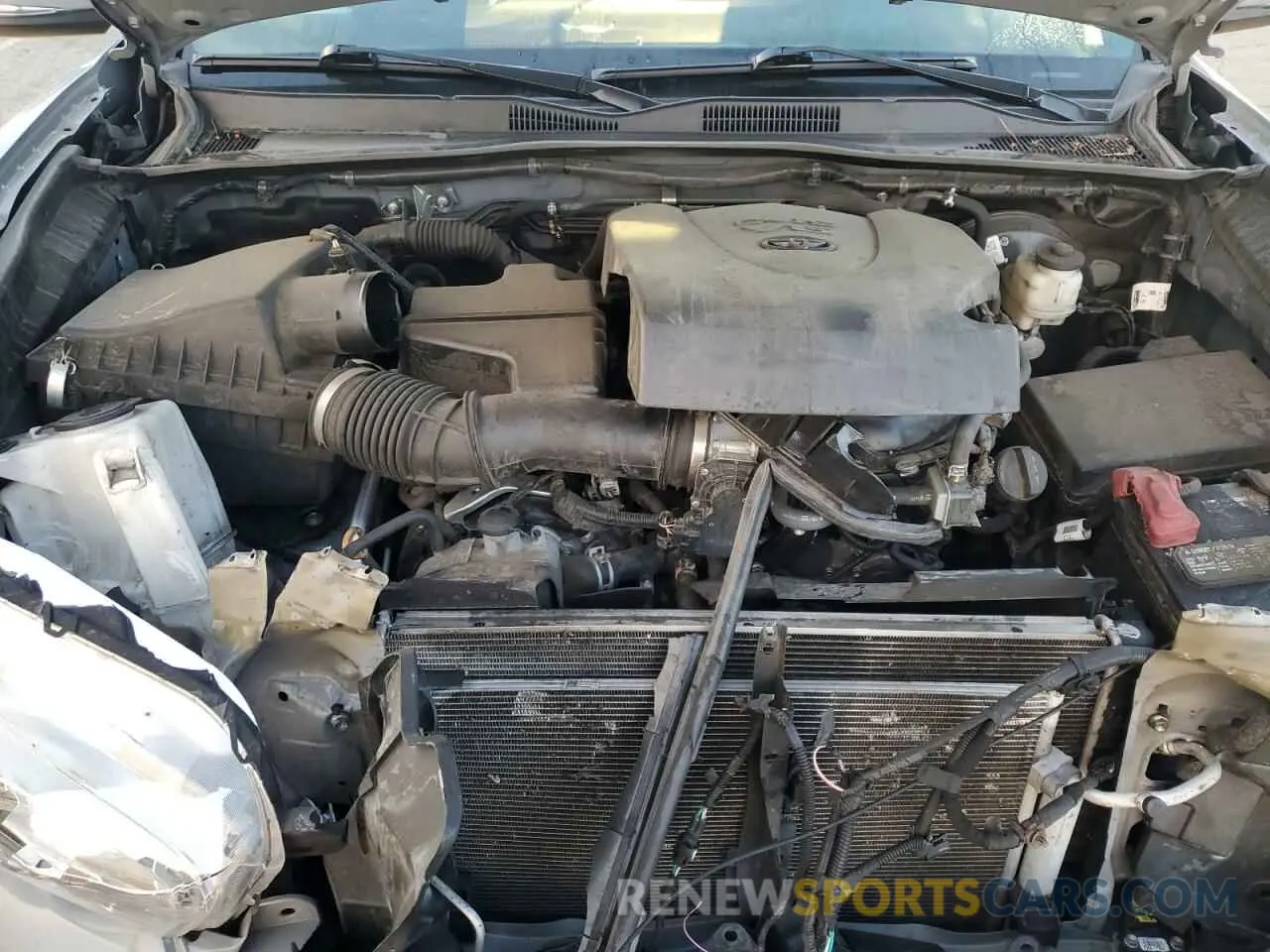 11 fotografías del automóvil dañado 3TMCZ5AN6LM356982 TOYOTA TACOMA 2020