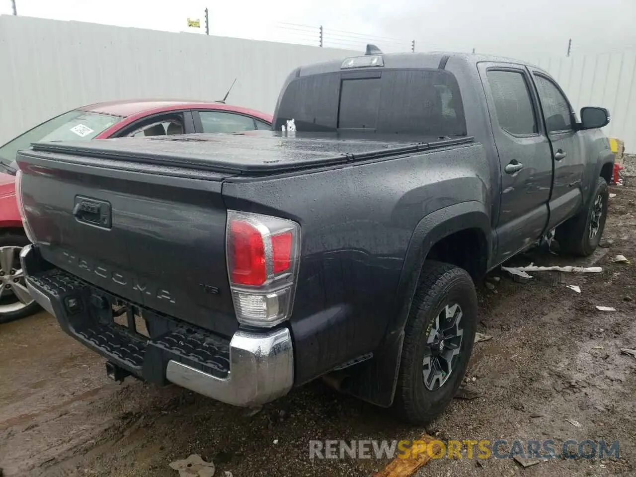 4 fotografías del automóvil dañado 3TMCZ5AN6LM359364 TOYOTA TACOMA 2020