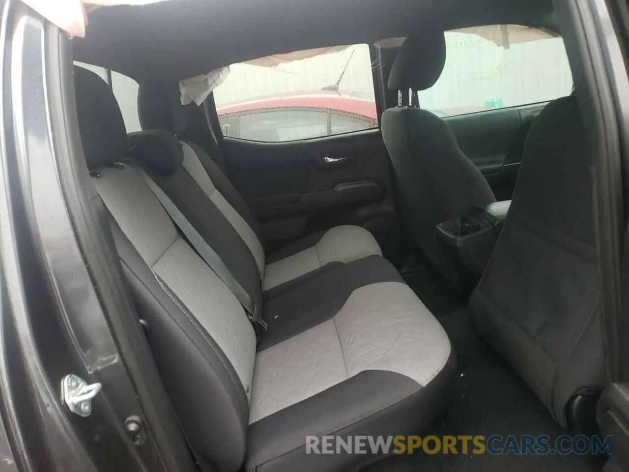 6 fotografías del automóvil dañado 3TMCZ5AN6LM359364 TOYOTA TACOMA 2020