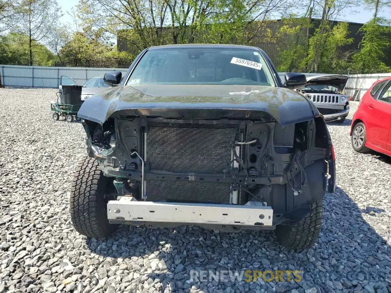 5 fotografías del automóvil dañado 3TMCZ5AN6LM360255 TOYOTA TACOMA 2020