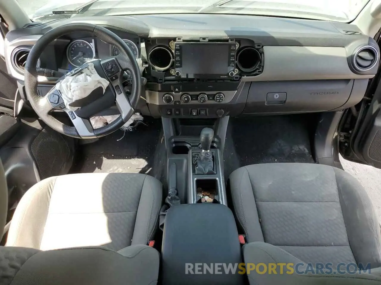 8 fotografías del automóvil dañado 3TMCZ5AN6LM362331 TOYOTA TACOMA 2020