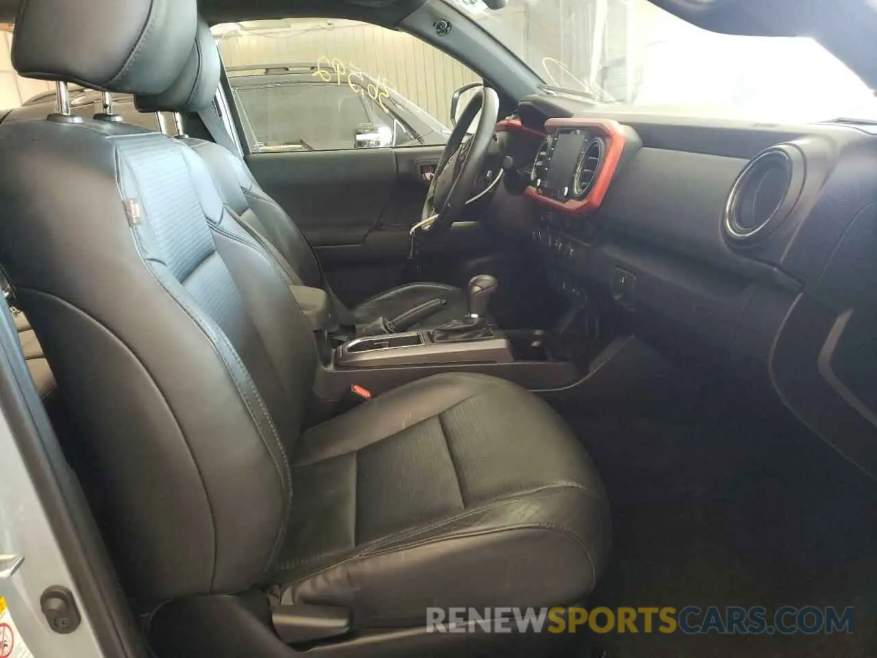5 fotografías del automóvil dañado 3TMCZ5AN7LM290412 TOYOTA TACOMA 2020