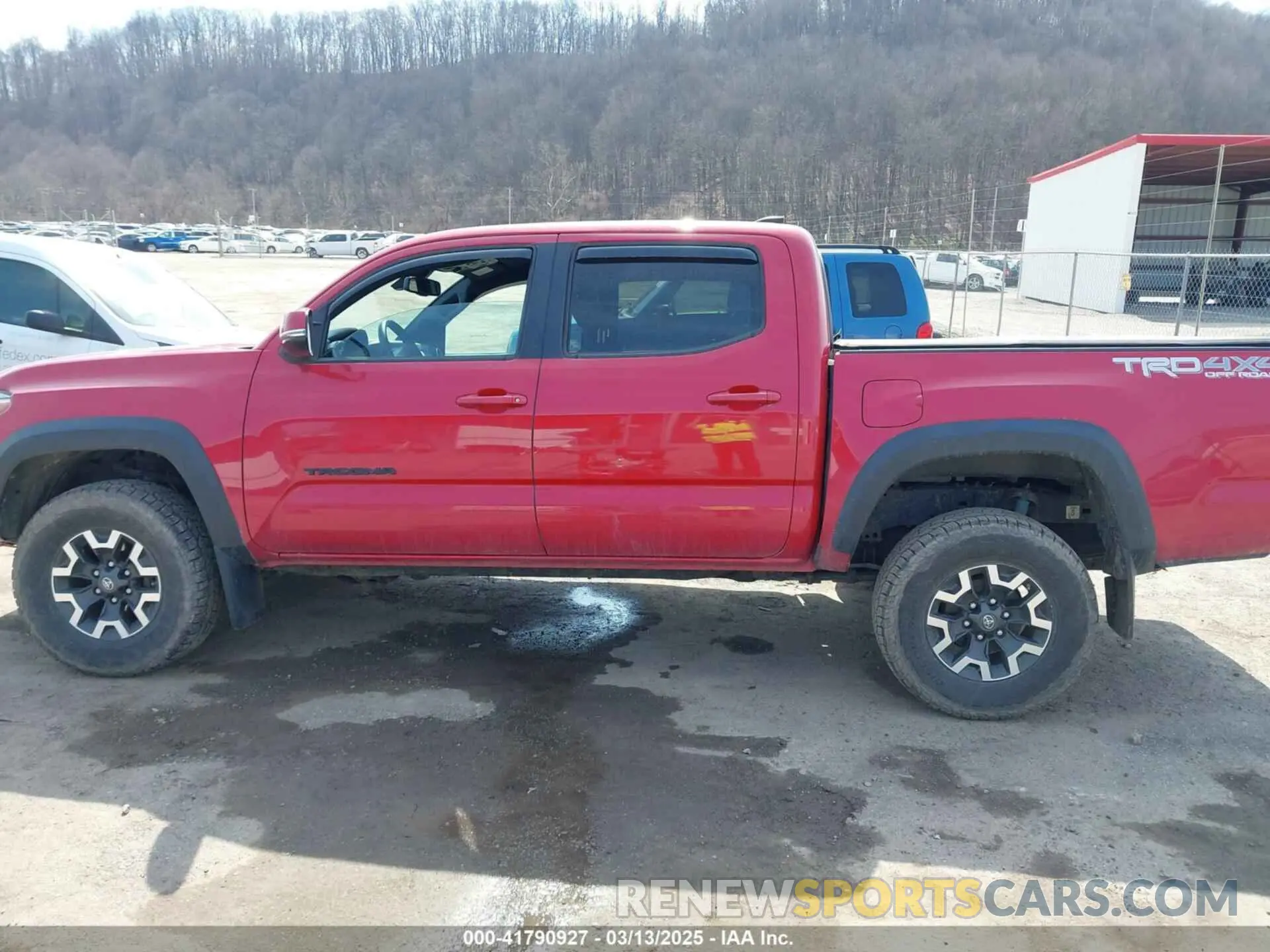15 fotografías del automóvil dañado 3TMCZ5AN7LM305667 TOYOTA TACOMA 2020