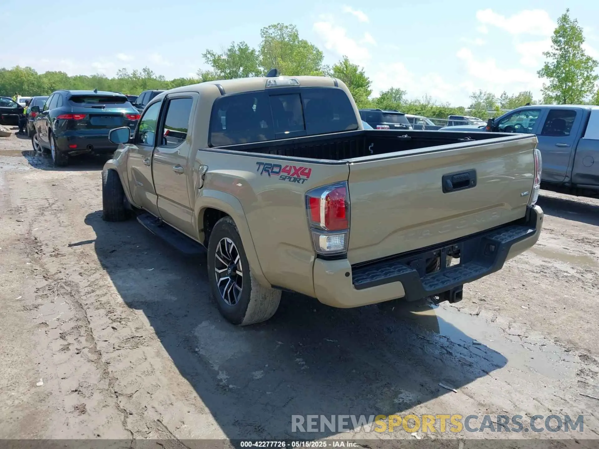 3 fotografías del automóvil dañado 3TMCZ5AN7LM308553 TOYOTA TACOMA 2020