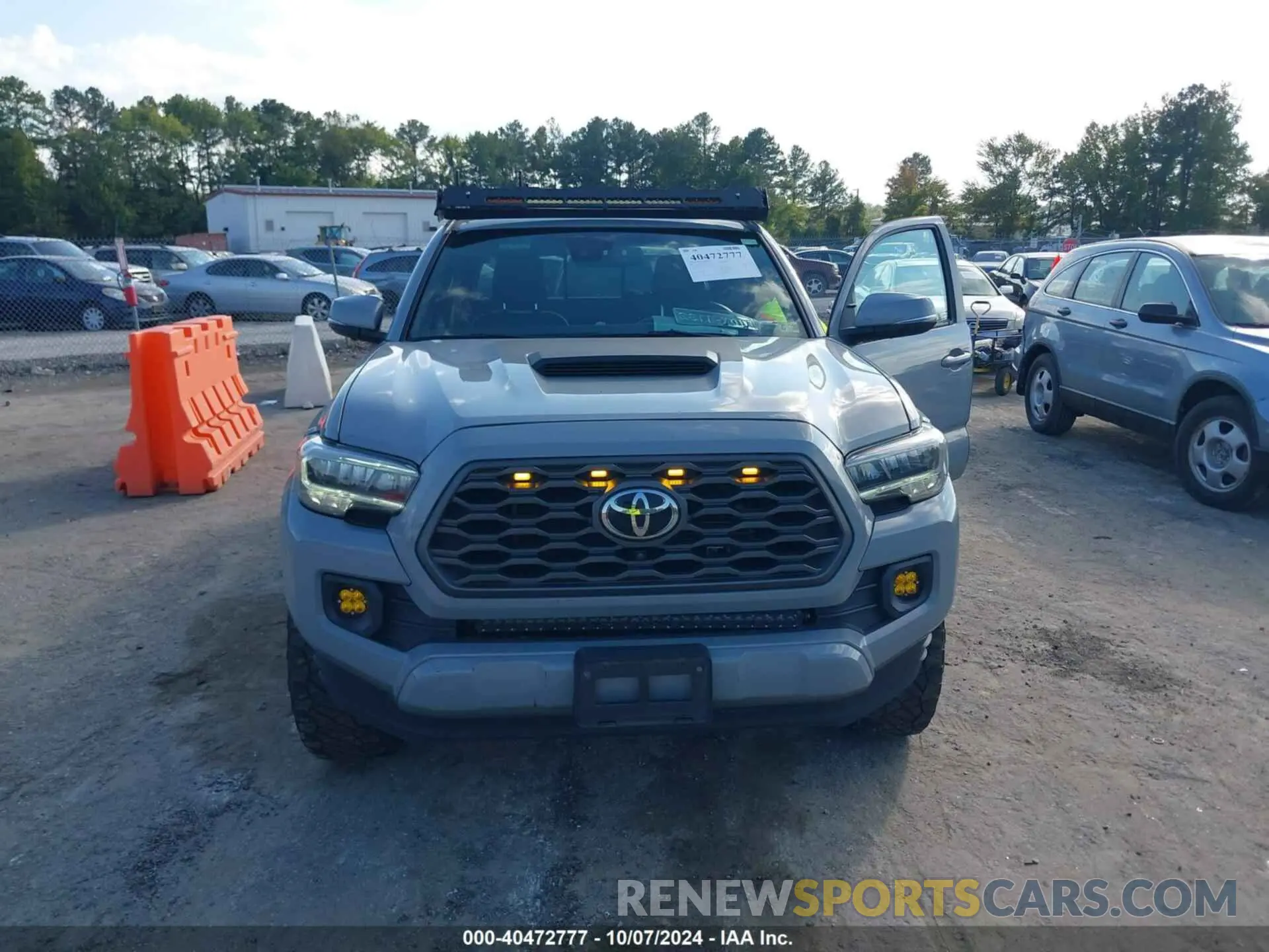 12 fotografías del automóvil dañado 3TMCZ5AN7LM327474 TOYOTA TACOMA 2020