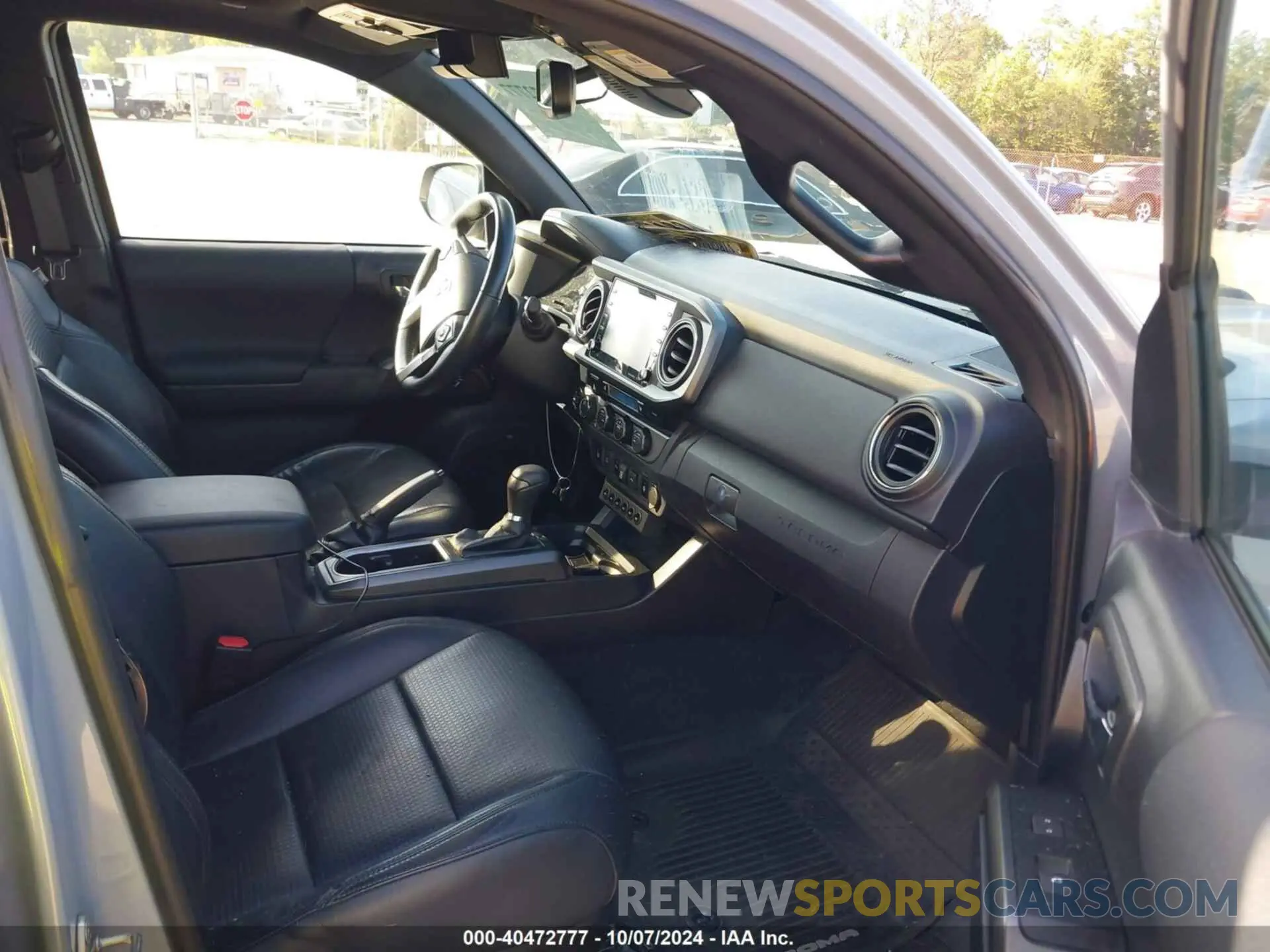 5 fotografías del automóvil dañado 3TMCZ5AN7LM327474 TOYOTA TACOMA 2020