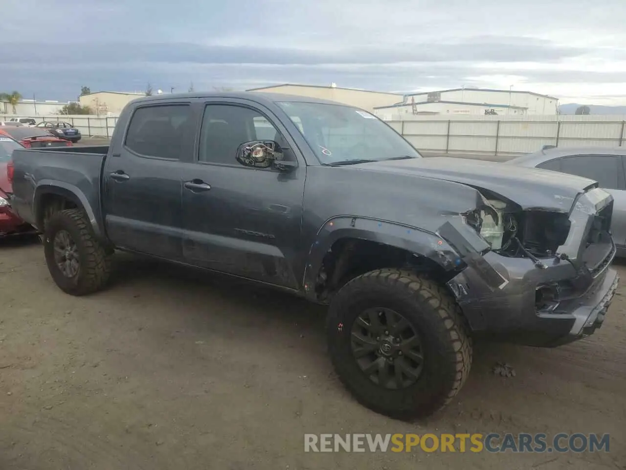 4 fotografías del automóvil dañado 3TMCZ5AN7LM344811 TOYOTA TACOMA 2020