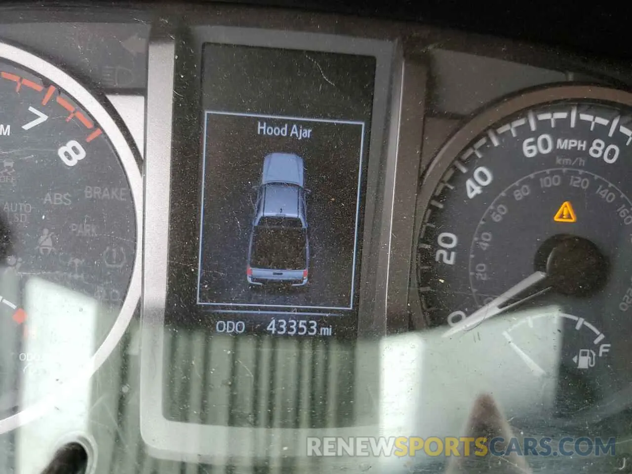 8 fotografías del automóvil dañado 3TMCZ5AN8LM335907 TOYOTA TACOMA 2020