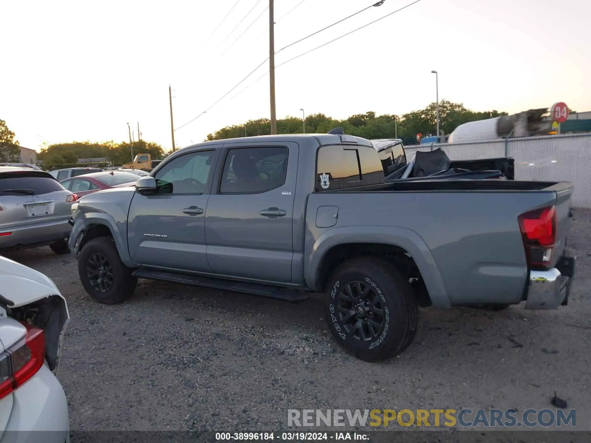 14 fotografías del automóvil dañado 3TMCZ5AN8LM338306 TOYOTA TACOMA 2020