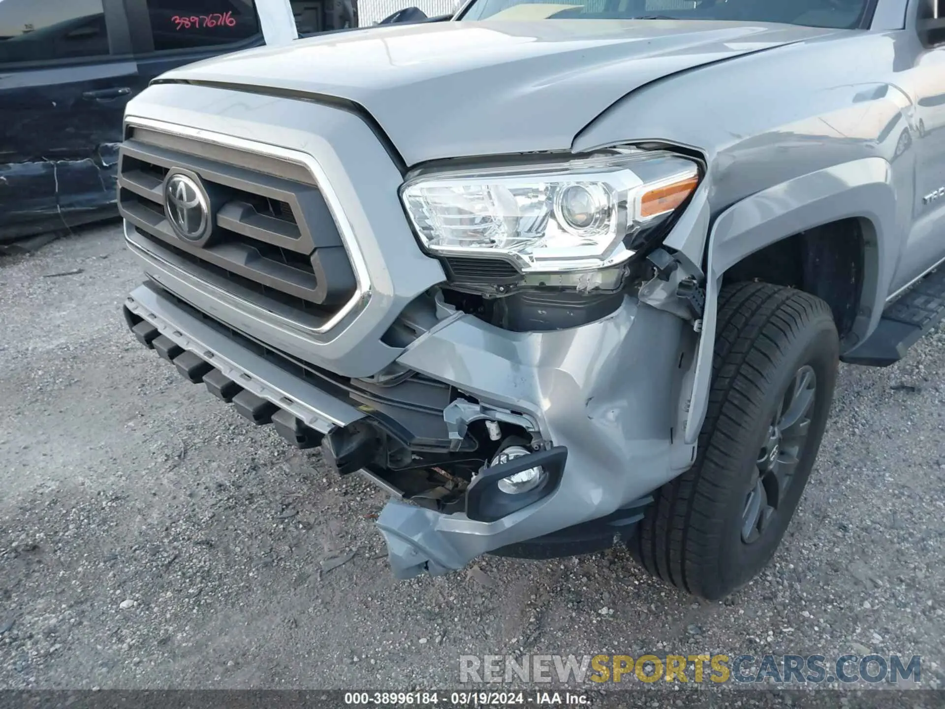 17 fotografías del automóvil dañado 3TMCZ5AN8LM338306 TOYOTA TACOMA 2020
