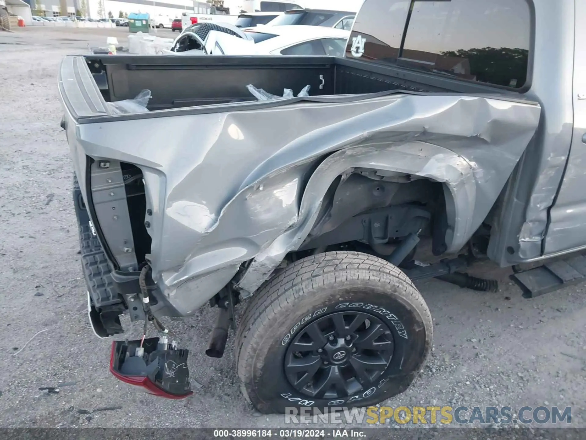 6 fotografías del automóvil dañado 3TMCZ5AN8LM338306 TOYOTA TACOMA 2020