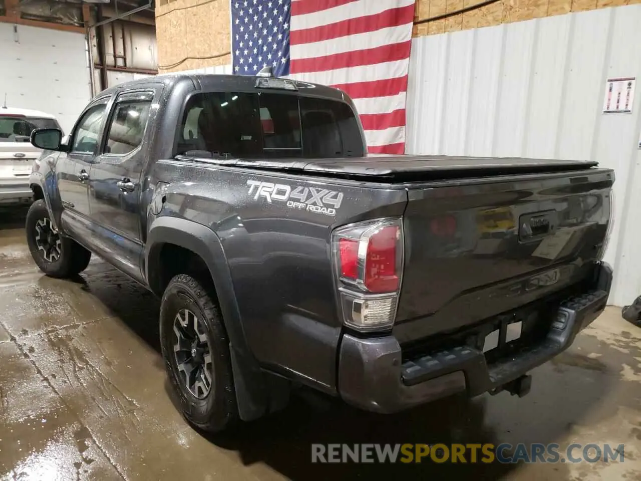2 fotografías del automóvil dañado 3TMCZ5AN8LM340377 TOYOTA TACOMA 2020