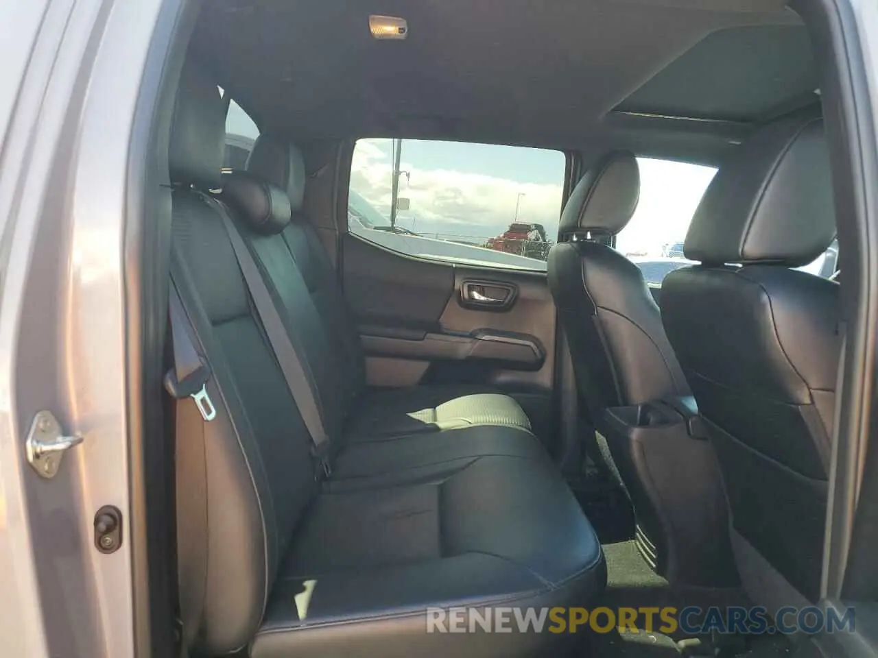 10 fotografías del automóvil dañado 3TMCZ5AN8LM361150 TOYOTA TACOMA 2020
