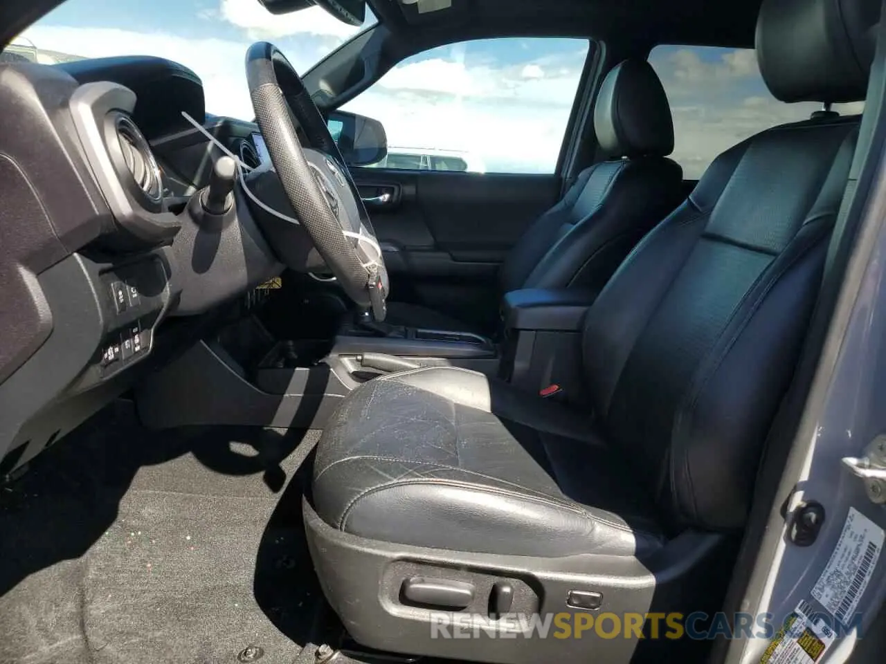 7 fotografías del automóvil dañado 3TMCZ5AN8LM361150 TOYOTA TACOMA 2020