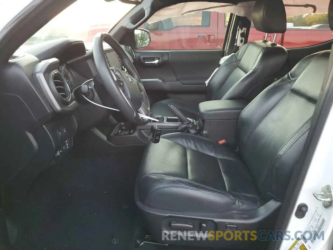 7 fotografías del automóvil dañado 3TMCZ5AN9LM325709 TOYOTA TACOMA 2020