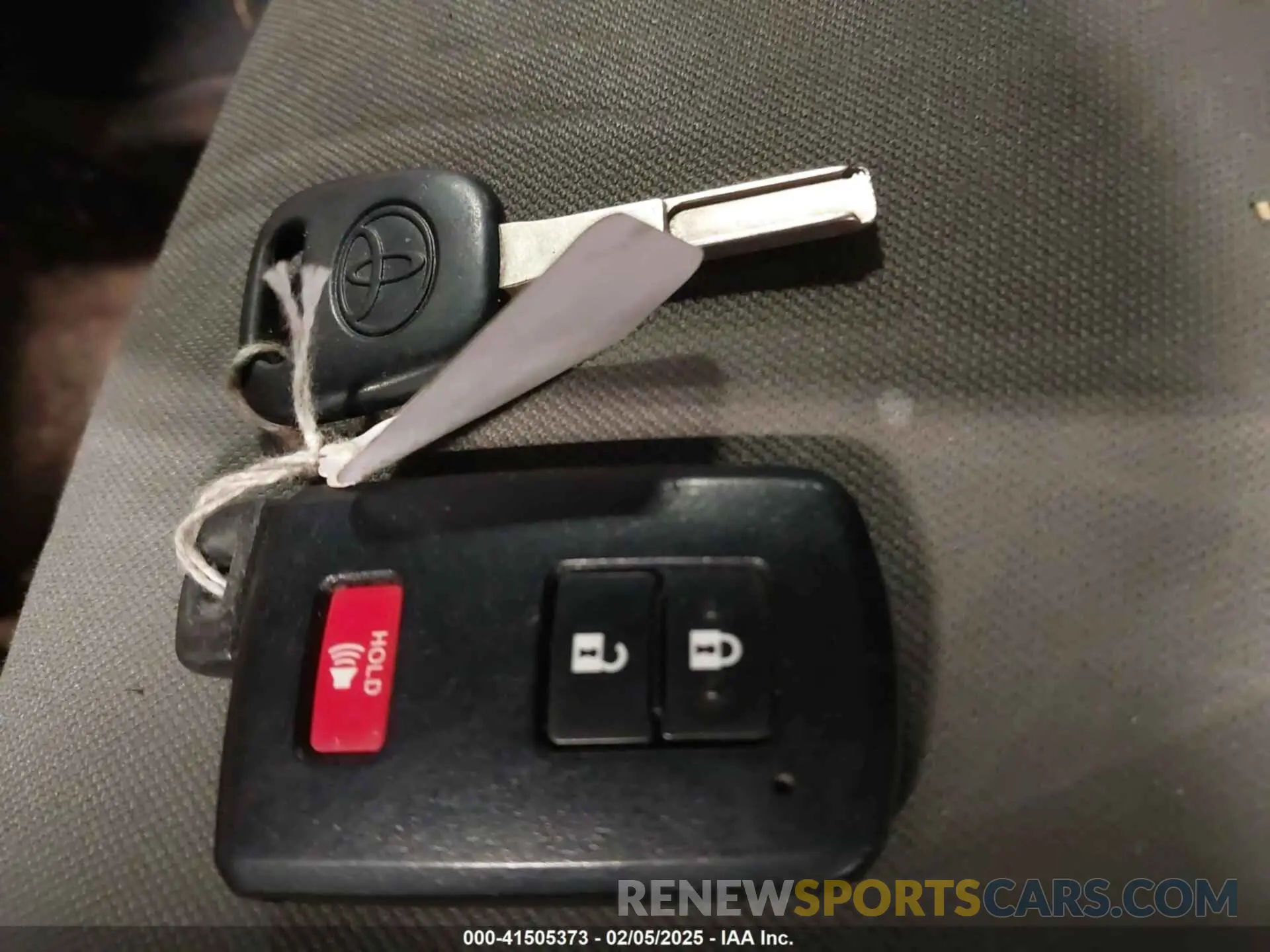 11 fotografías del automóvil dañado 3TMCZ5AN9LM328660 TOYOTA TACOMA 2020