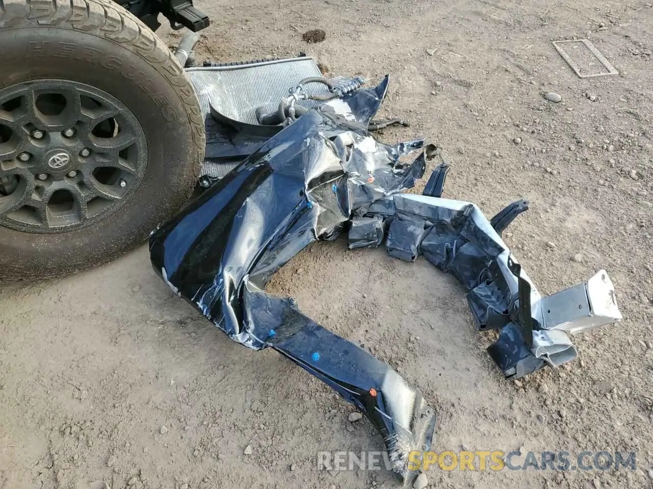 12 fotografías del automóvil dañado 3TMCZ5AN9LM332823 TOYOTA TACOMA 2020