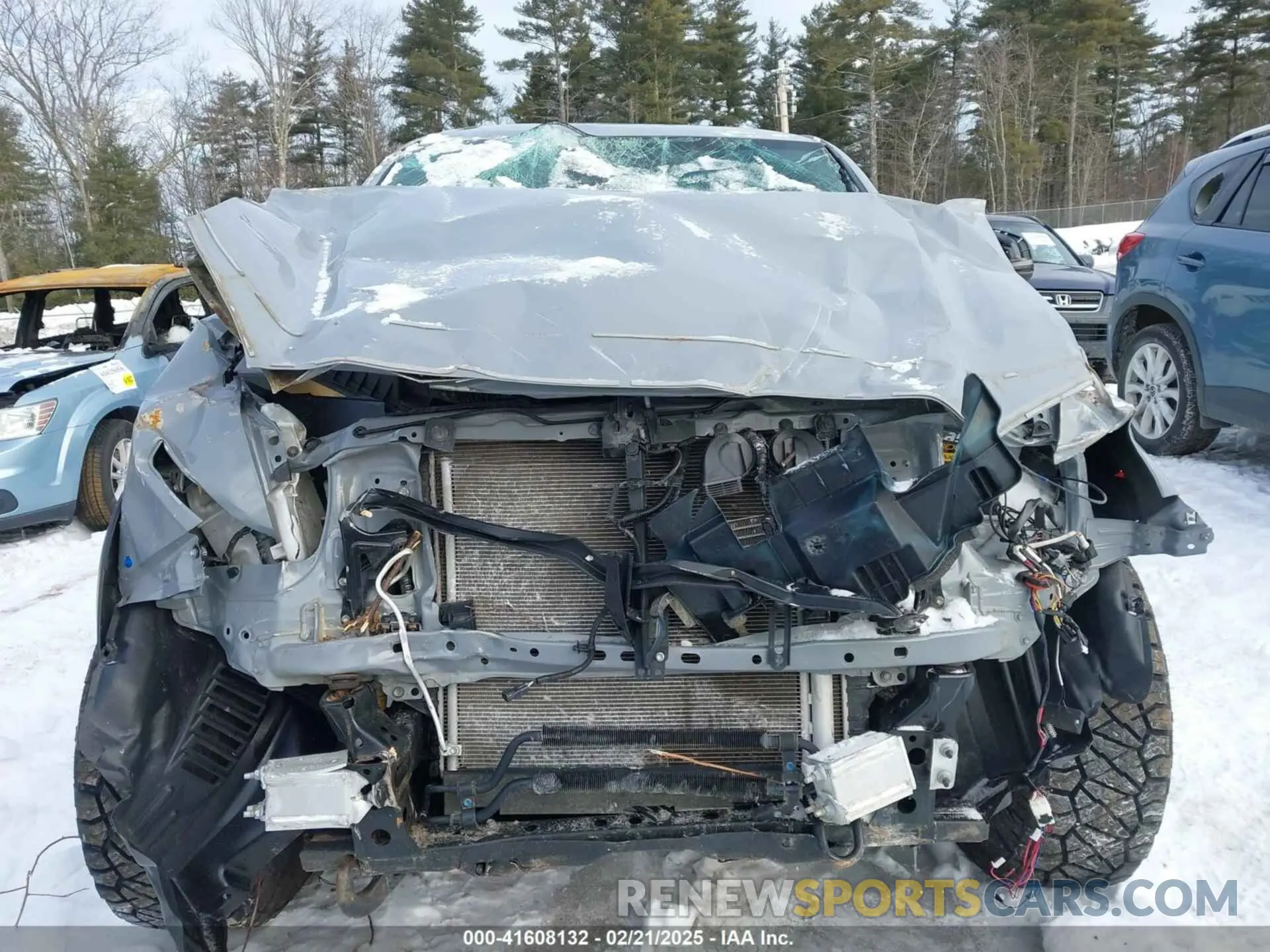 12 fotografías del automóvil dañado 3TMCZ5AN9LM339240 TOYOTA TACOMA 2020