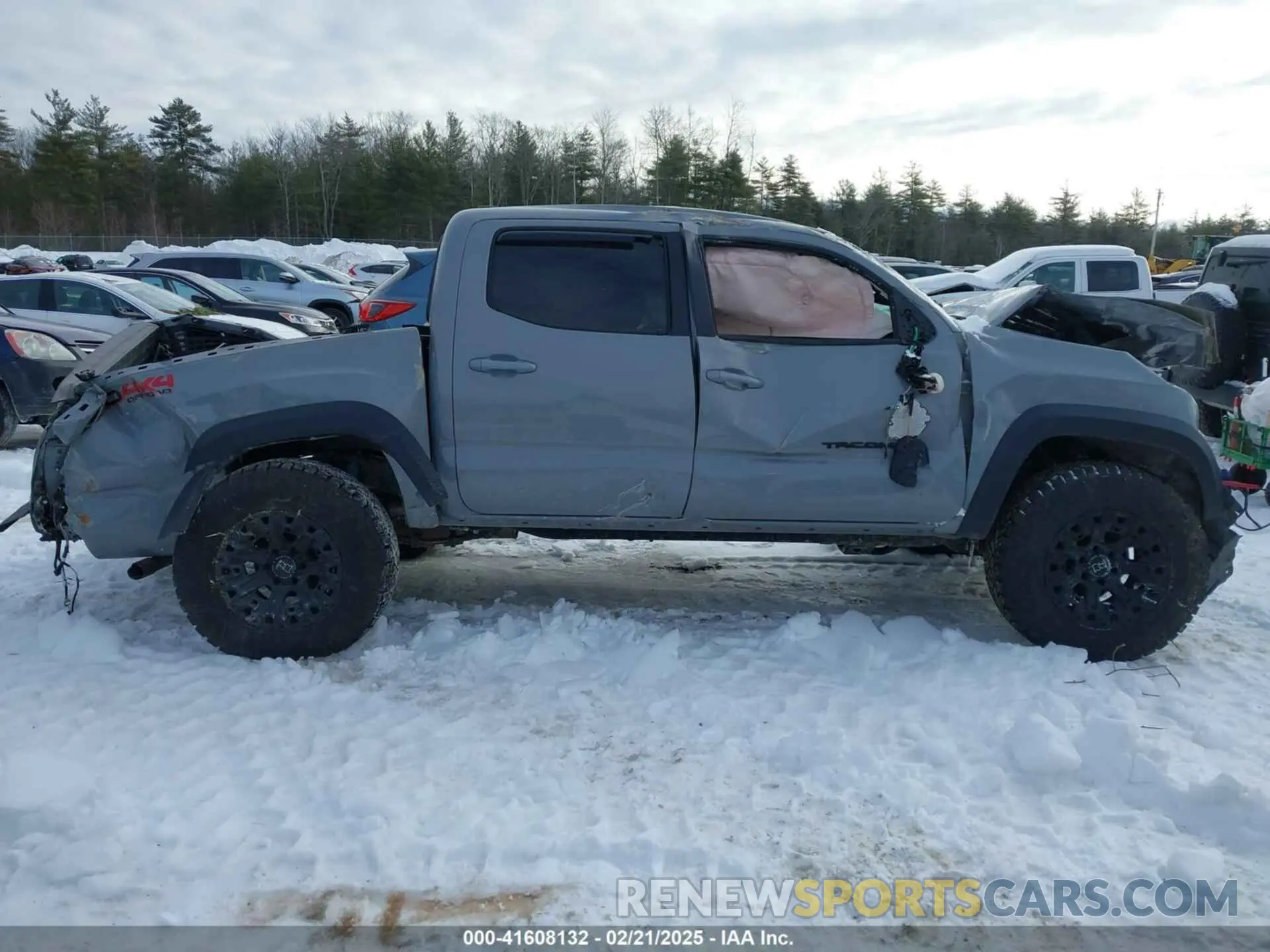 13 fotografías del automóvil dañado 3TMCZ5AN9LM339240 TOYOTA TACOMA 2020