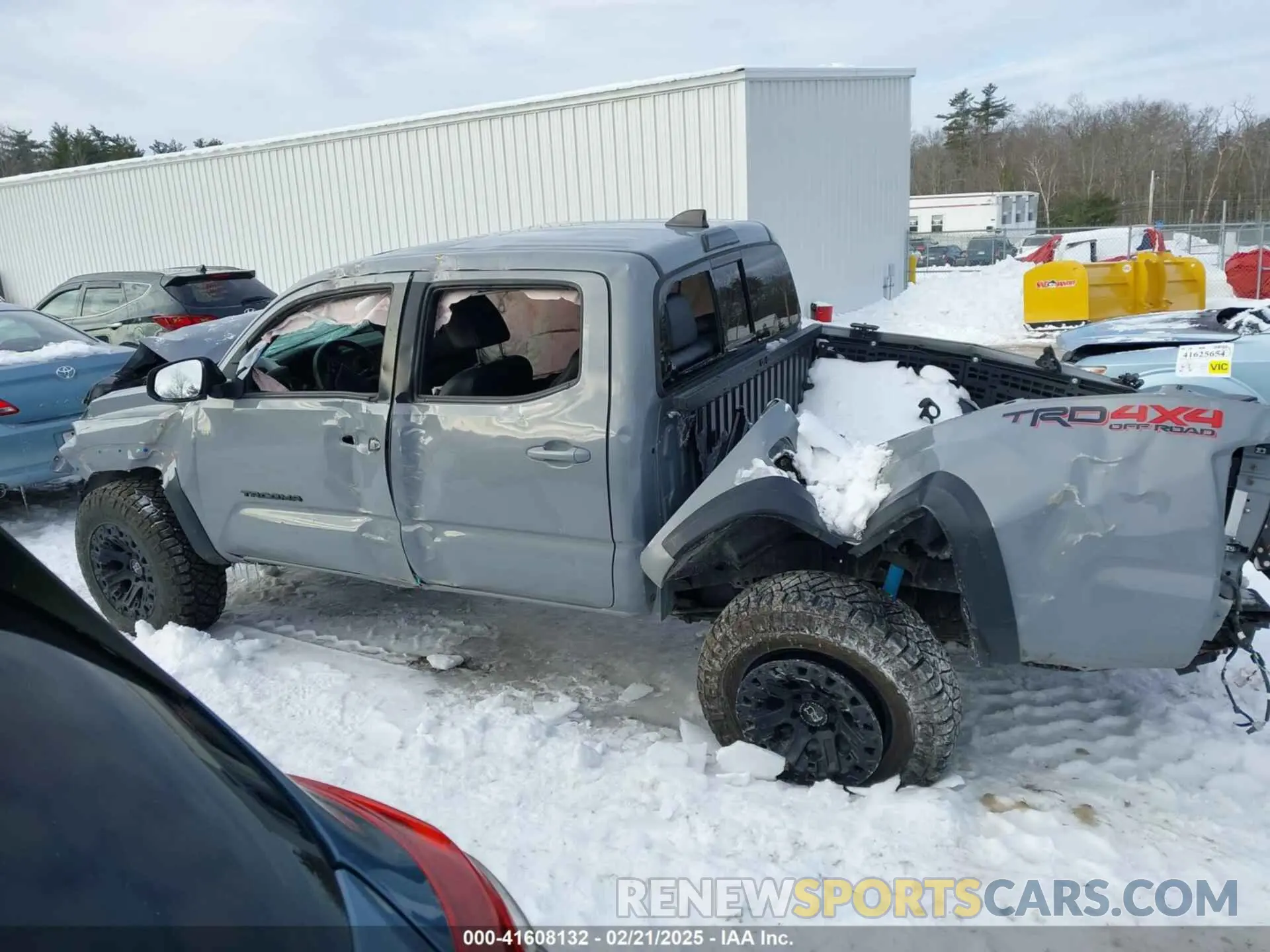 14 fotografías del automóvil dañado 3TMCZ5AN9LM339240 TOYOTA TACOMA 2020