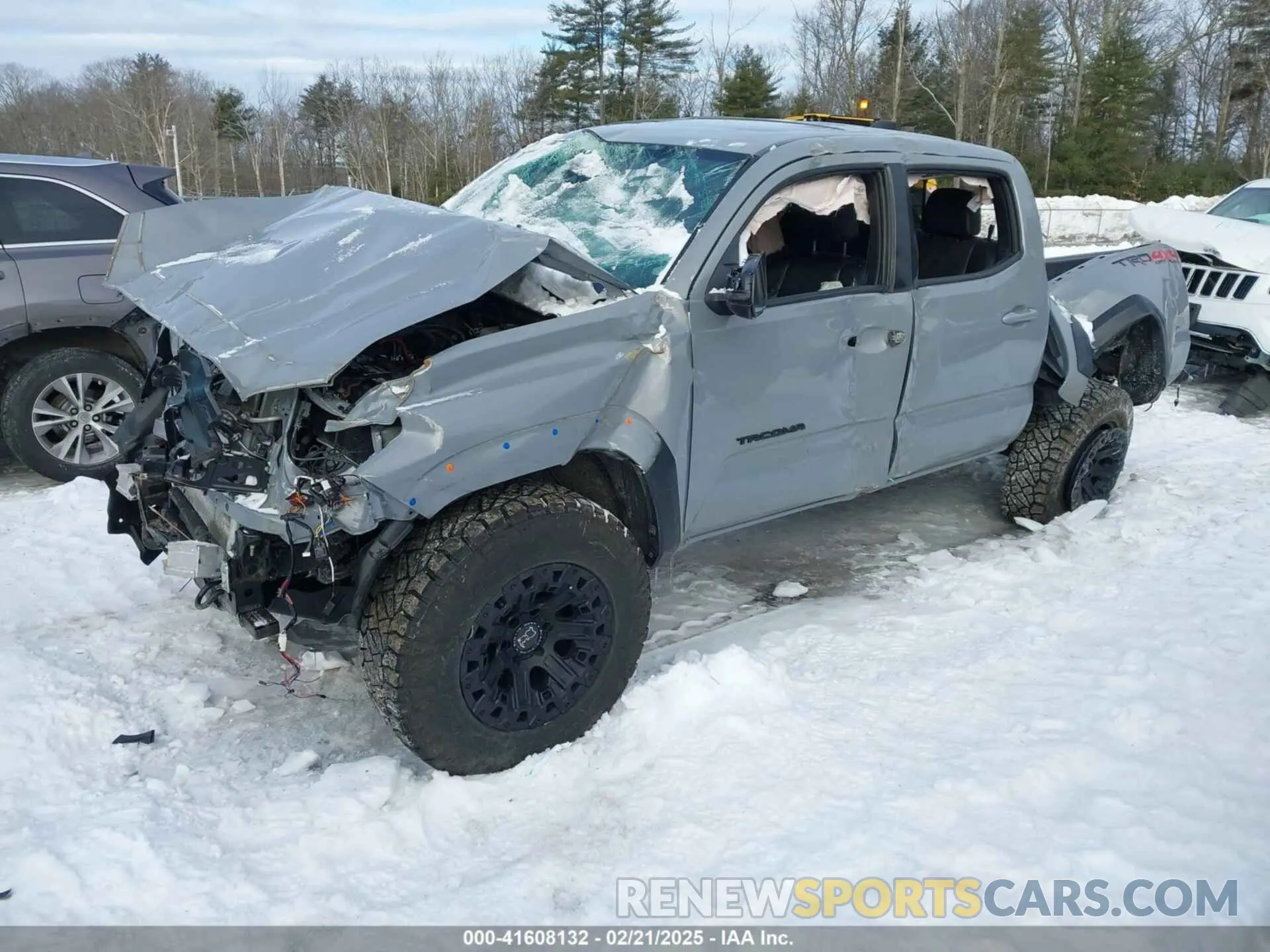 2 fotografías del automóvil dañado 3TMCZ5AN9LM339240 TOYOTA TACOMA 2020