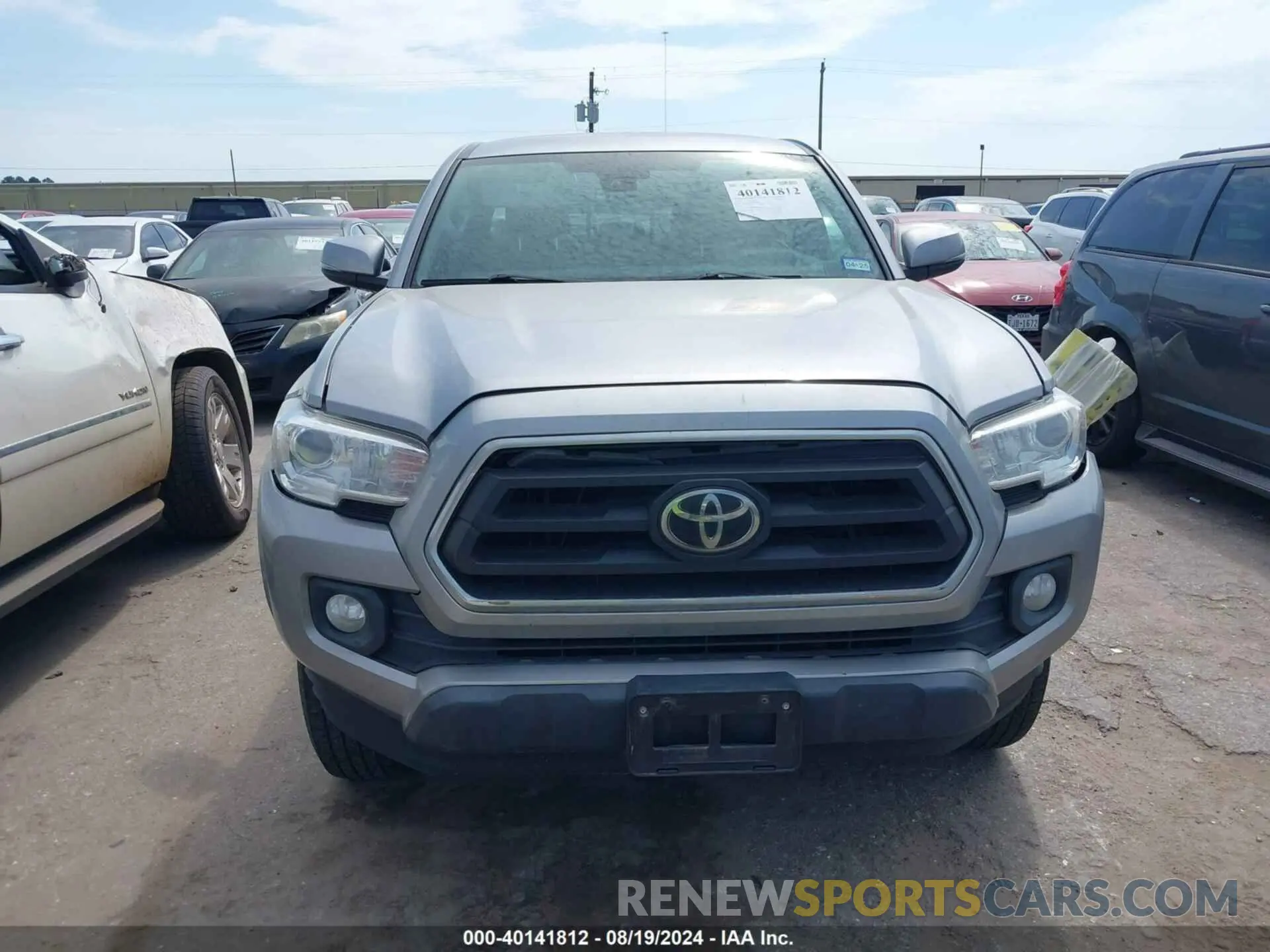 13 fotografías del automóvil dañado 3TMCZ5AN9LM339304 TOYOTA TACOMA 2020