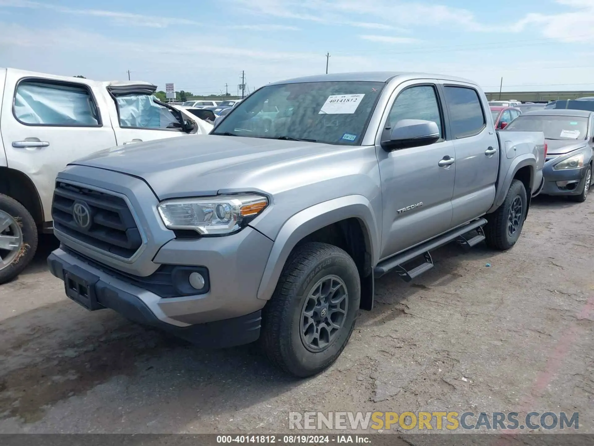2 fotografías del automóvil dañado 3TMCZ5AN9LM339304 TOYOTA TACOMA 2020