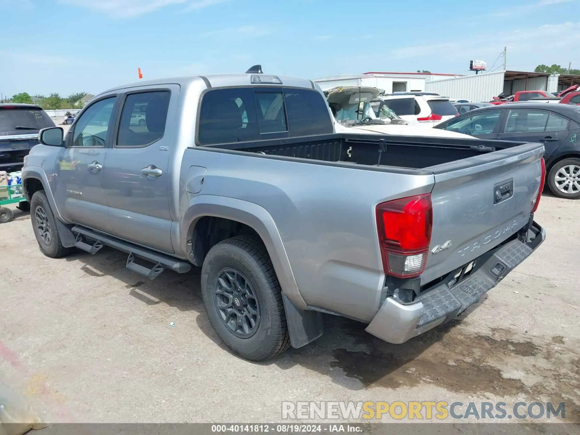 3 fotografías del automóvil dañado 3TMCZ5AN9LM339304 TOYOTA TACOMA 2020
