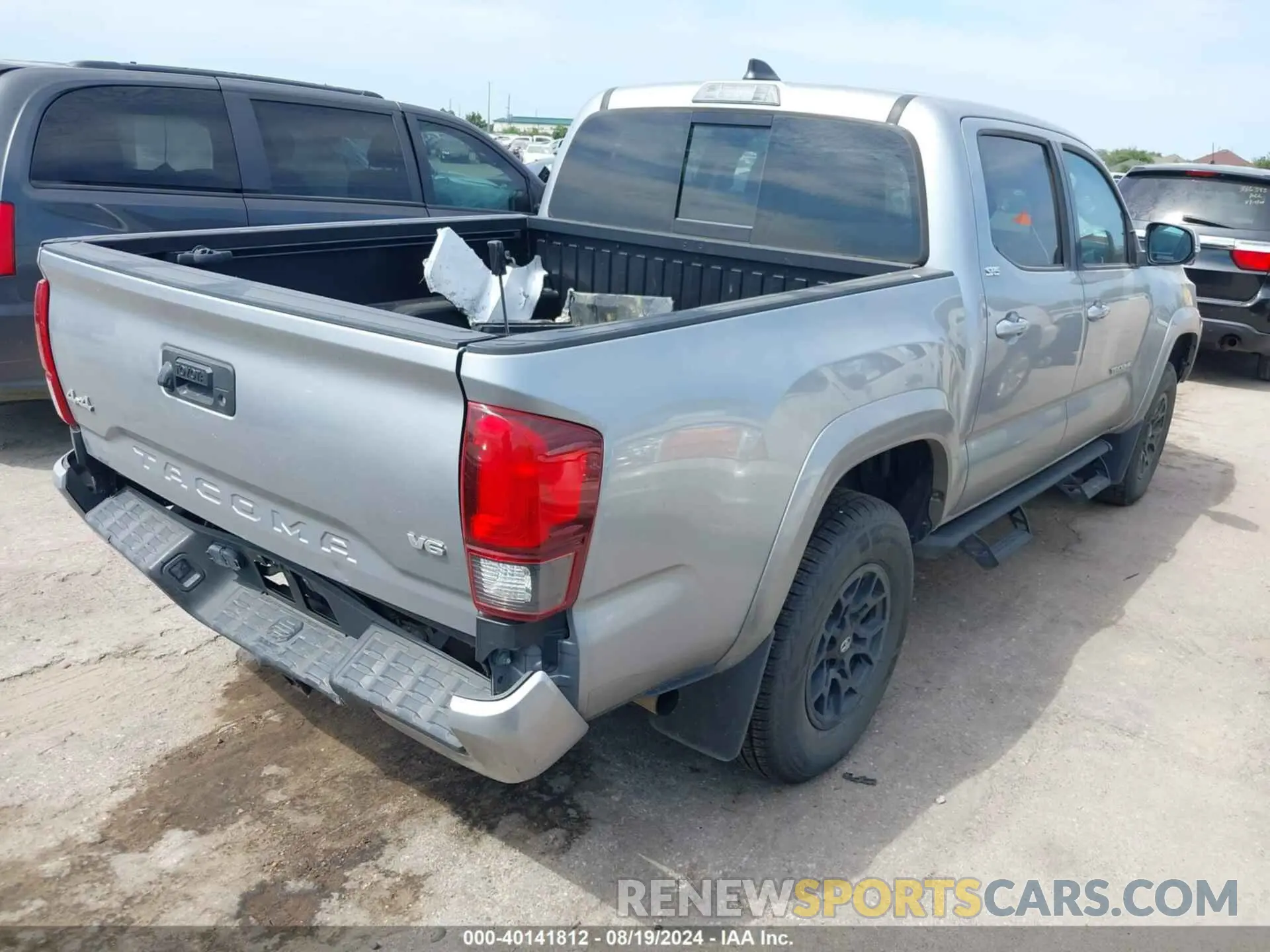 4 fotografías del automóvil dañado 3TMCZ5AN9LM339304 TOYOTA TACOMA 2020
