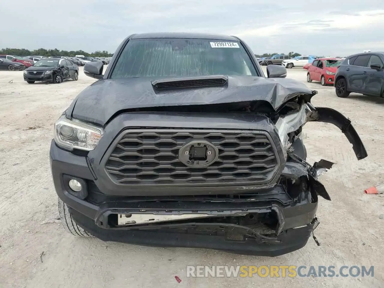 5 fotografías del automóvil dañado 3TMCZ5AN9LM348052 TOYOTA TACOMA 2020