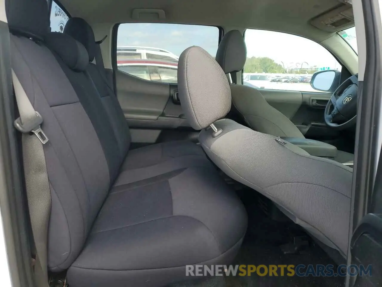 11 fotografías del automóvil dañado 3TMCZ5ANXLM306411 TOYOTA TACOMA 2020