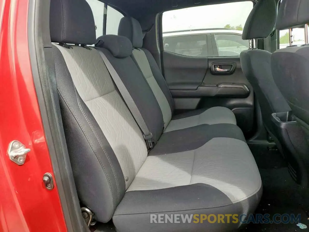 10 fotografías del automóvil dañado 3TMCZ5ANXLM343376 TOYOTA TACOMA 2020