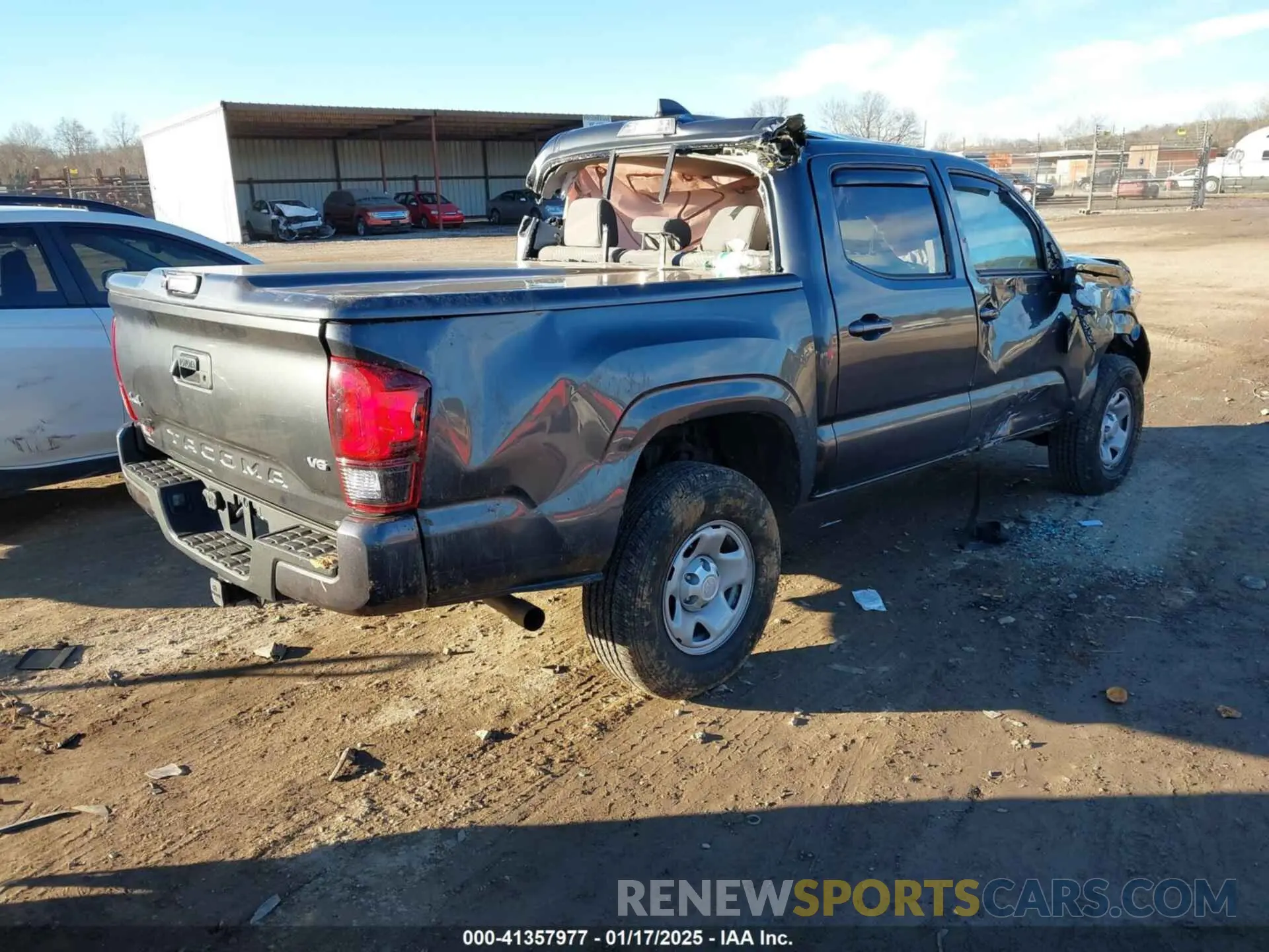 4 fotografías del automóvil dañado 3TMCZ5ANXLM363594 TOYOTA TACOMA 2020
