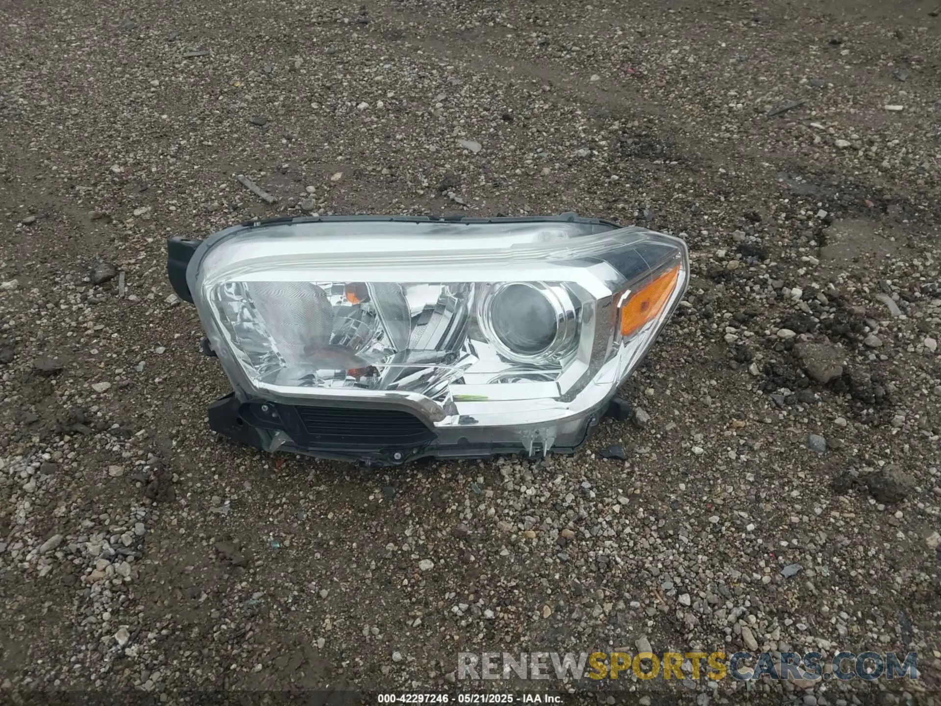 12 fotografías del automóvil dañado 3TMCZ5ANXLM368357 TOYOTA TACOMA 2020