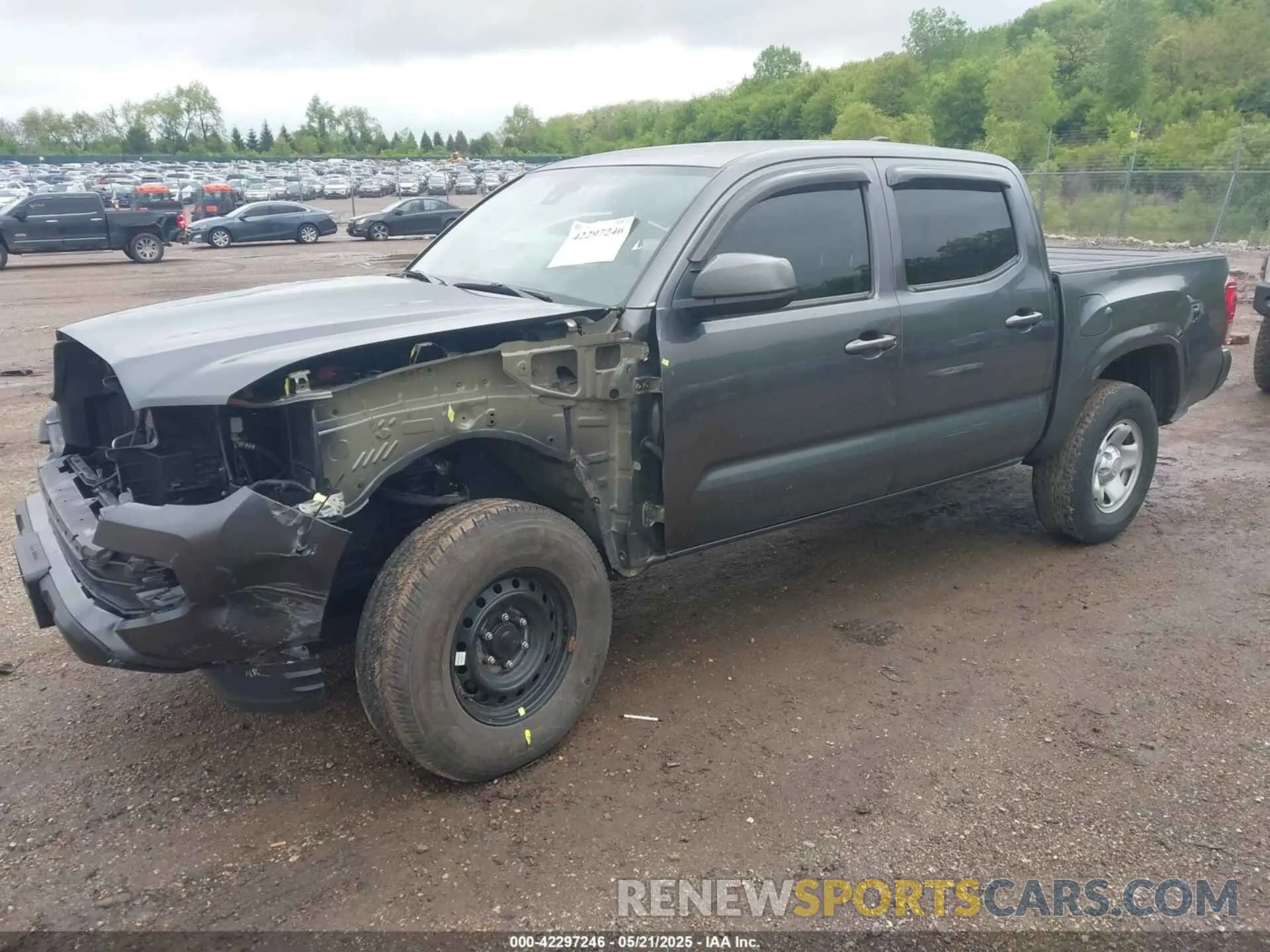 2 fotografías del automóvil dañado 3TMCZ5ANXLM368357 TOYOTA TACOMA 2020