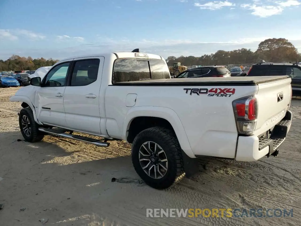 2 fotografías del automóvil dañado 3TMDZ5BN1LM092136 TOYOTA TACOMA 2020