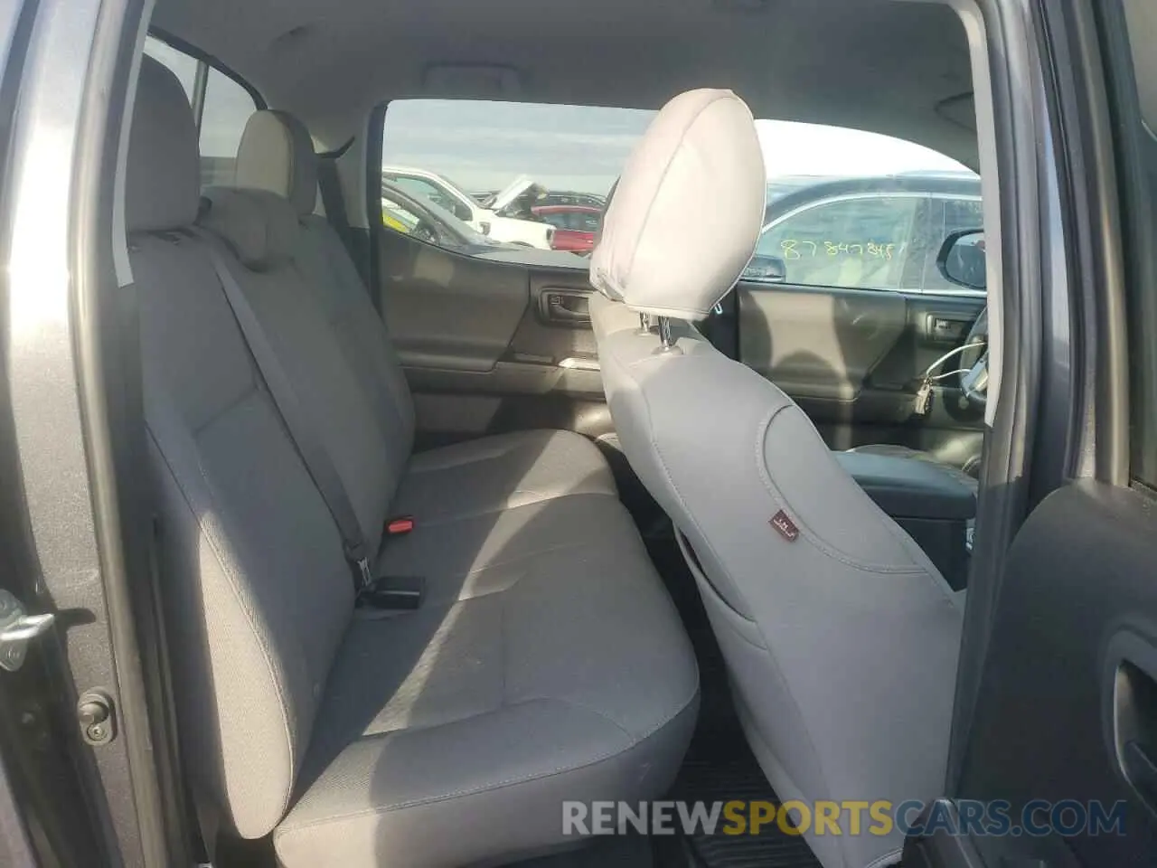 10 fotografías del automóvil dañado 3TMDZ5BN1LM095361 TOYOTA TACOMA 2020