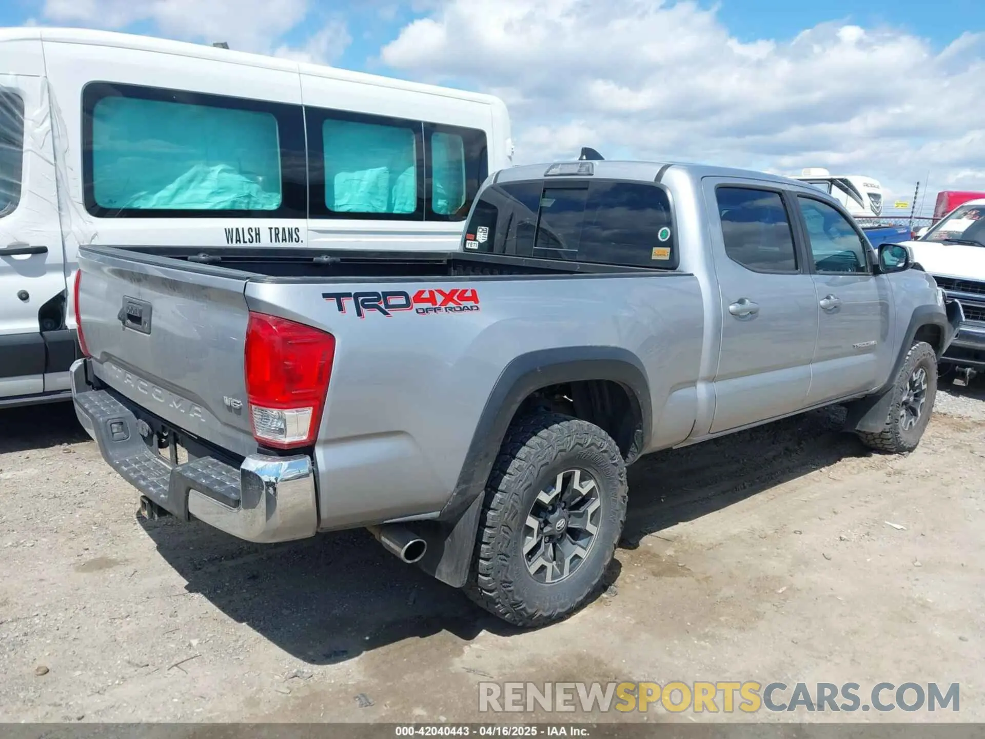 4 fotografías del automóvil dañado 3TMDZ5BN2LM088581 TOYOTA TACOMA 2020