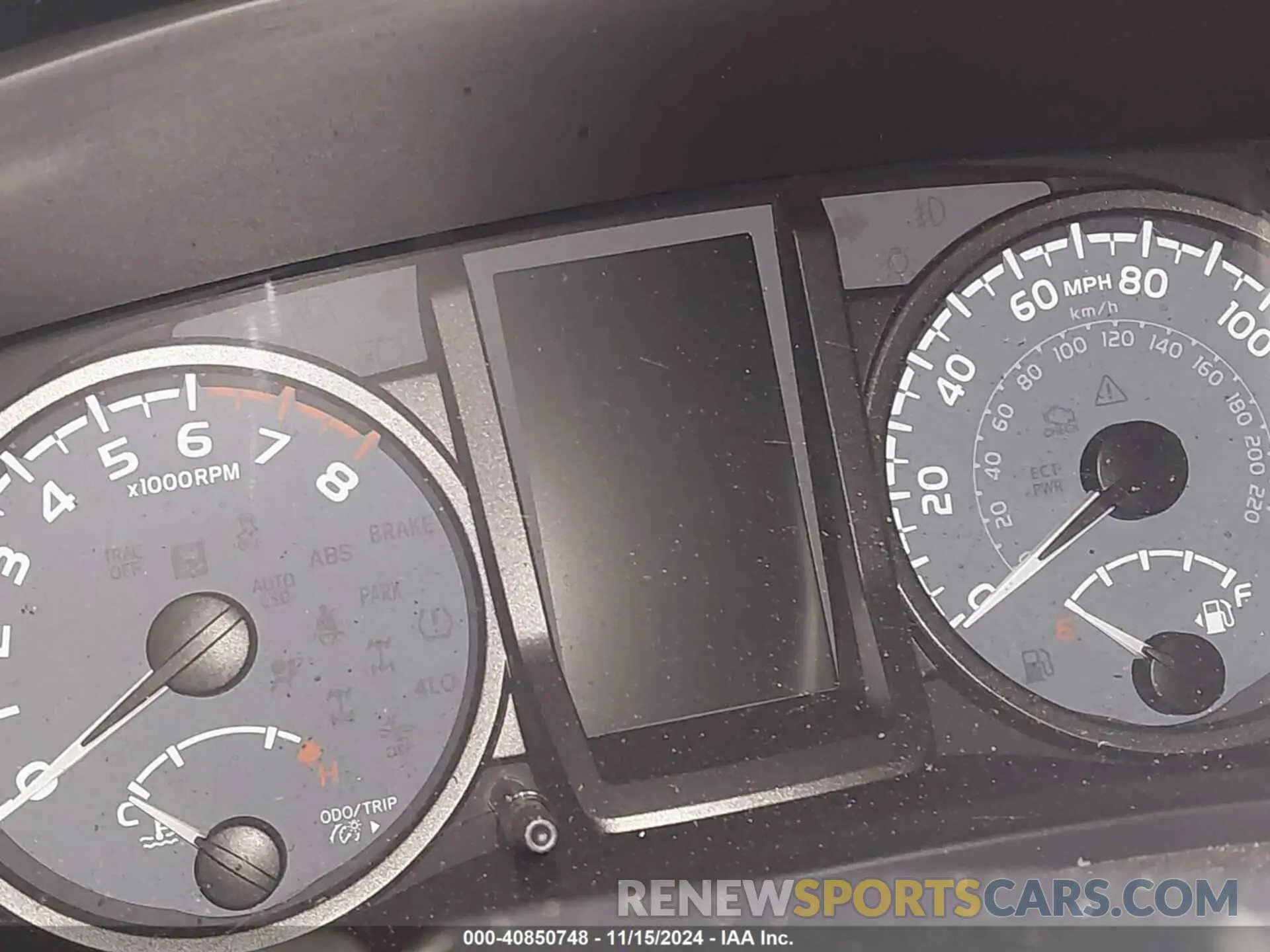 14 fotografías del automóvil dañado 3TMDZ5BN3LM083597 TOYOTA TACOMA 2020